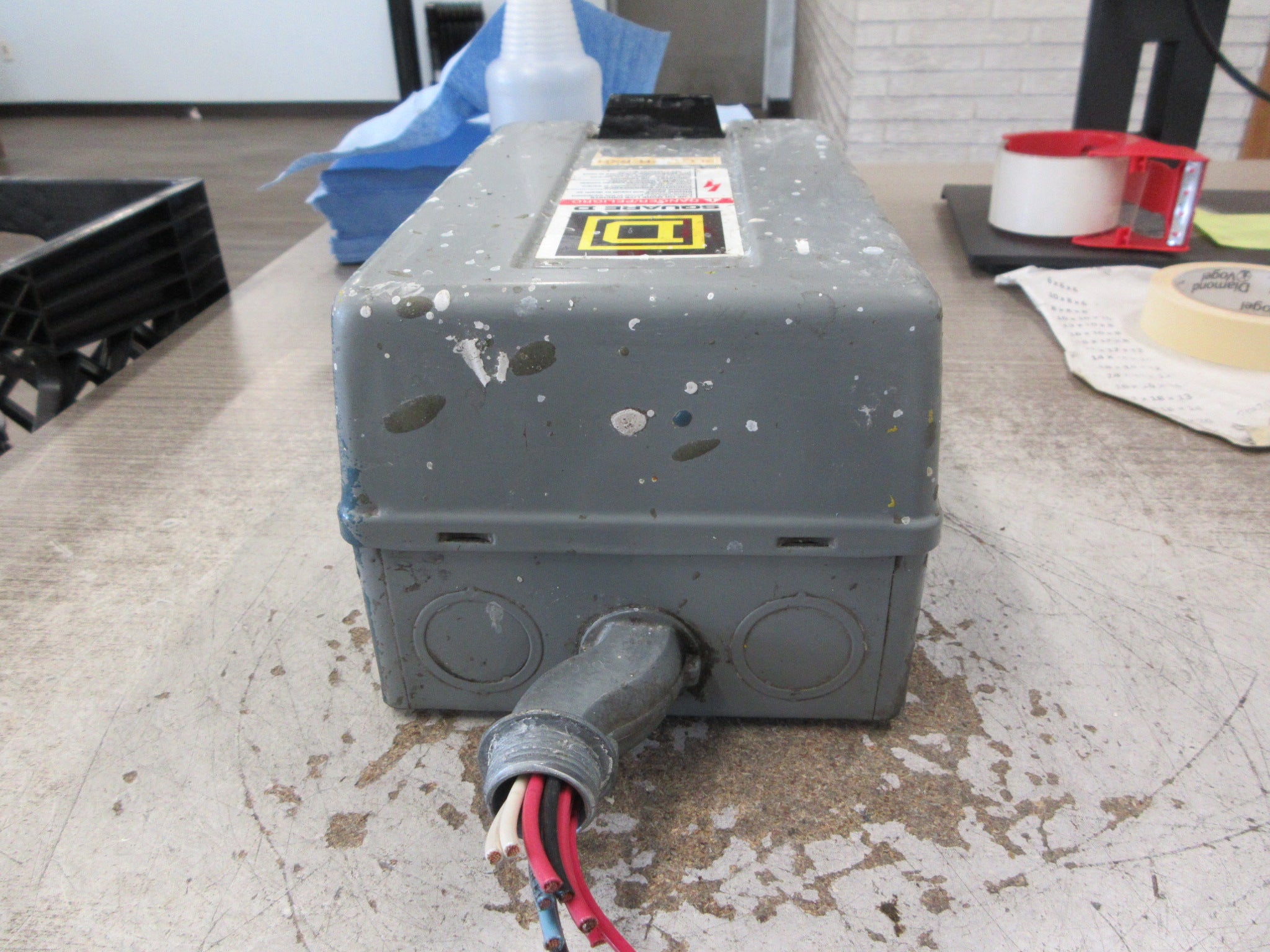 Square D Enclosed Size 00 Starter 8536SAG12S Ser. B 120V Coil Used
