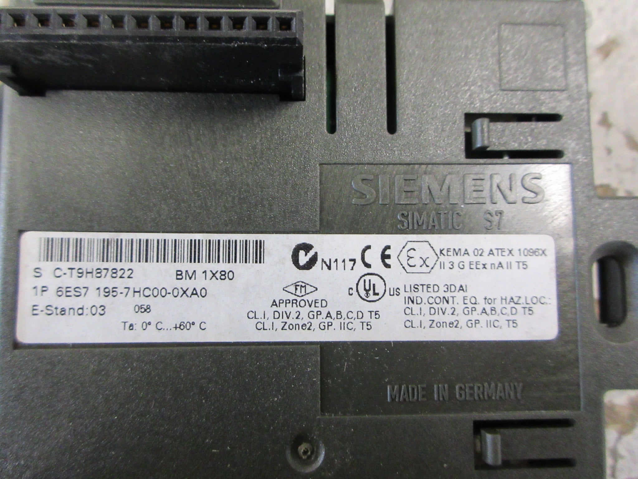 Siemens Simatic S7 Bus Module 6ES7 195-7HC00-0XA0 E-Stand: 03 Used
