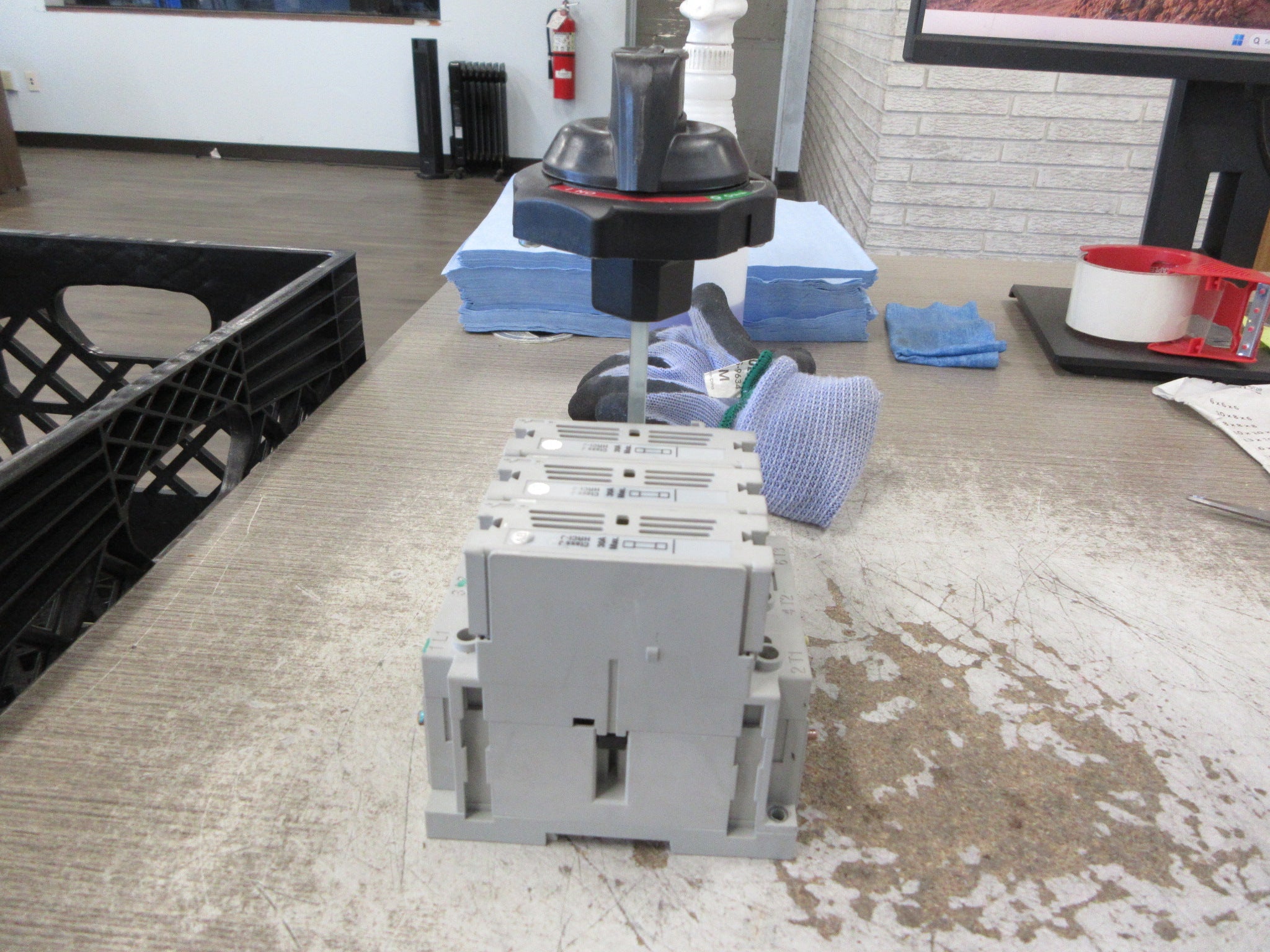 Allen-Bradley Fusible Disconnect Switch 194R-J30-1753 Ser. A 30A 600V 3P Used