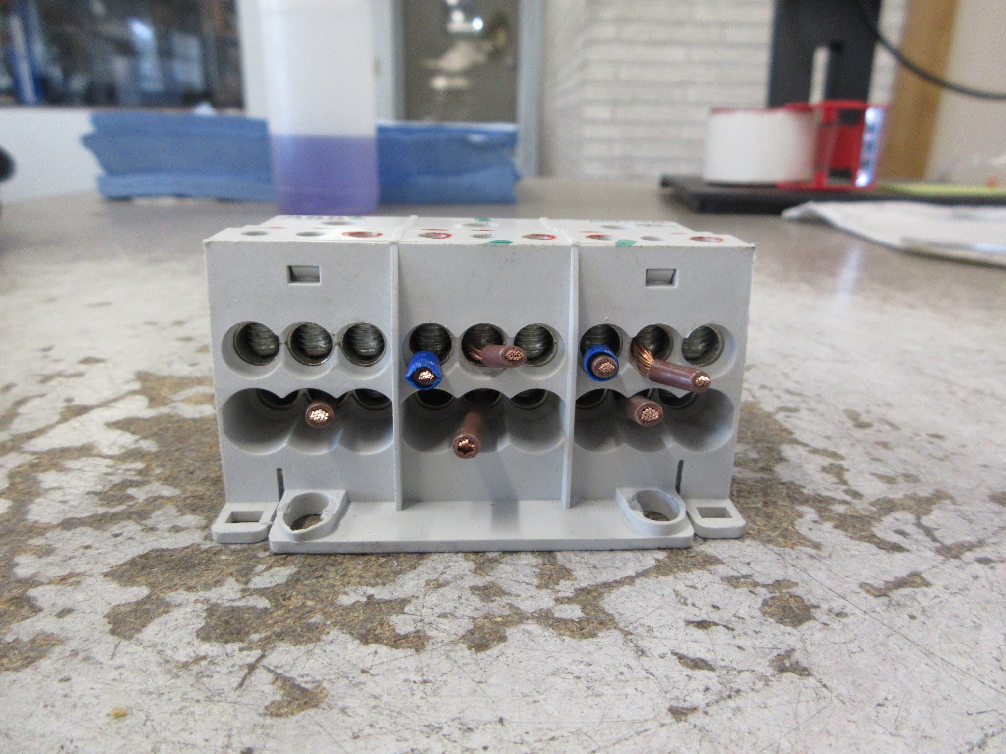 ABB Power Distribution Block BRT115AL 115A 600V 3P Used