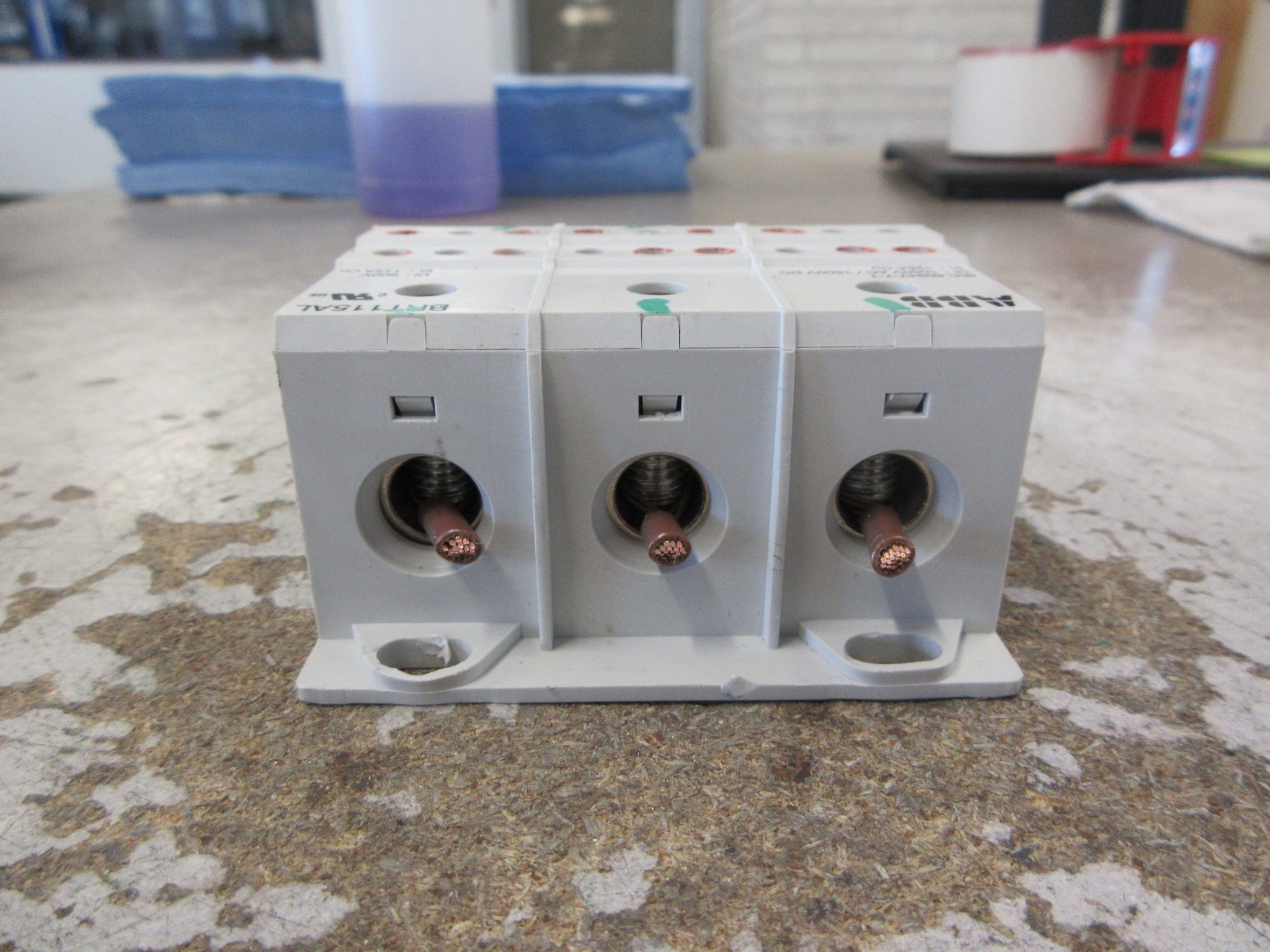 ABB Power Distribution Block BRT115AL 115A 600V 3P Used