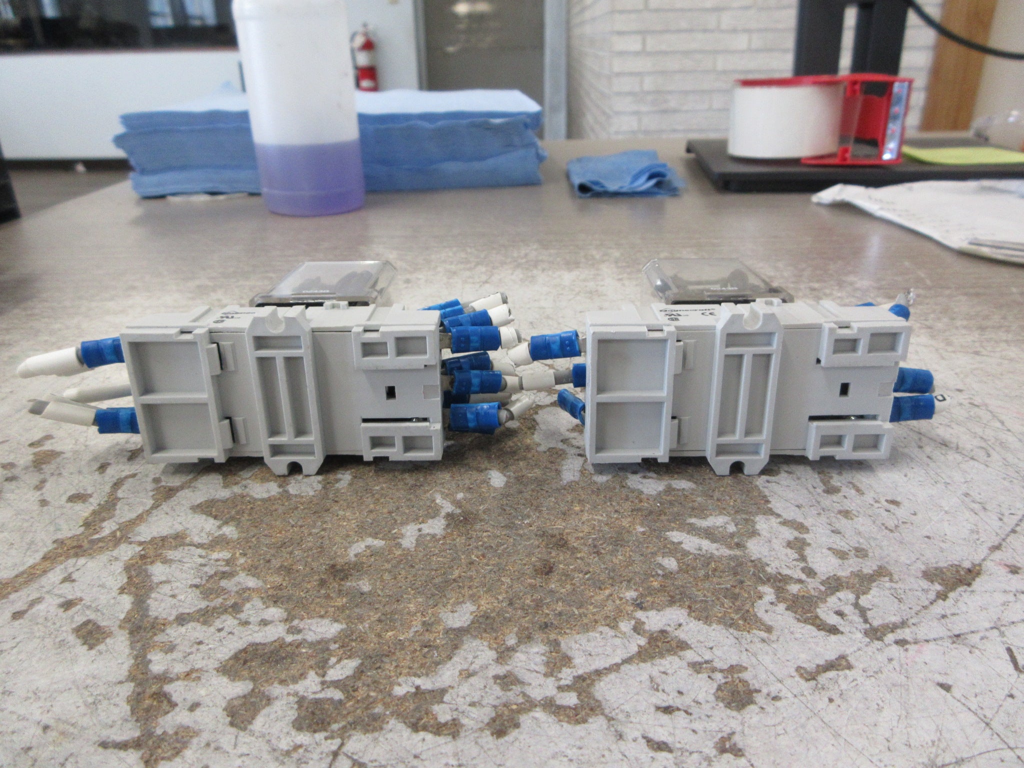 Magnecraft Struthers-Dunn Relay A283XCX293 24VDC Coil W/Base *Lot of 2* Used