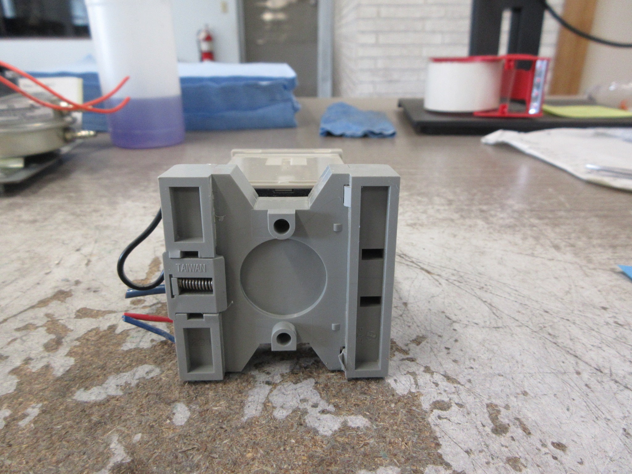 Omron Timer H3CA-A Range: 0.1s-9990h 24-240VAC 12-240VDC W/ Base Used