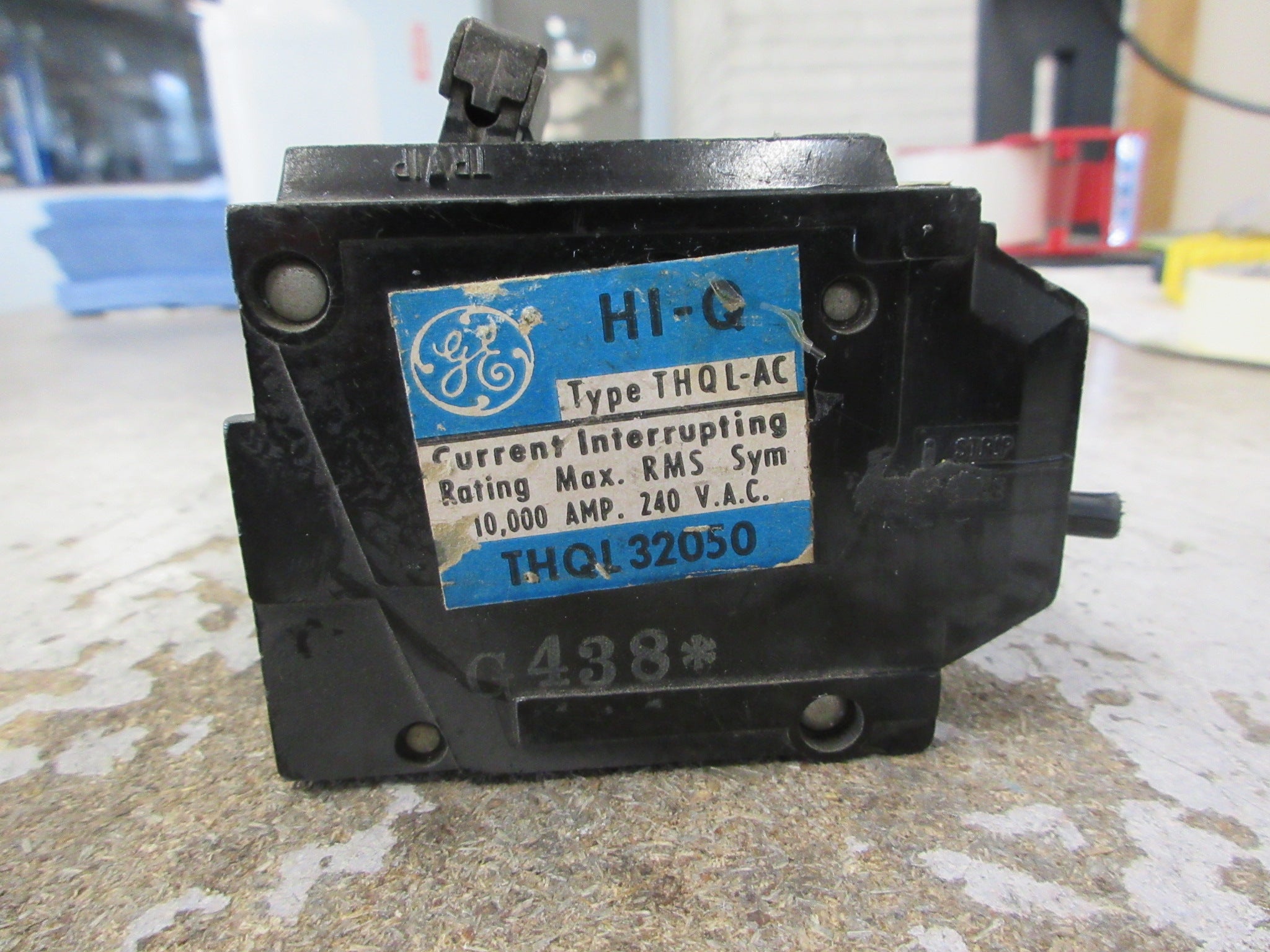 GE Clip-On Circuit Breaker THQL32050 50A 240V 3P *Chipped Base* Used