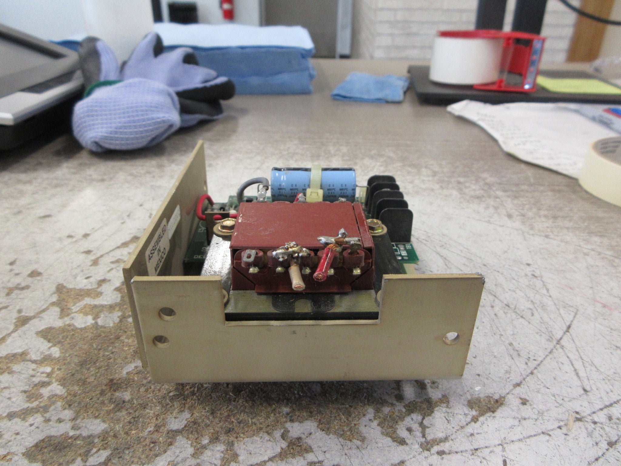Deltron Power Supply W112A Input:100-240V , 47-63Hz , 60VA Used