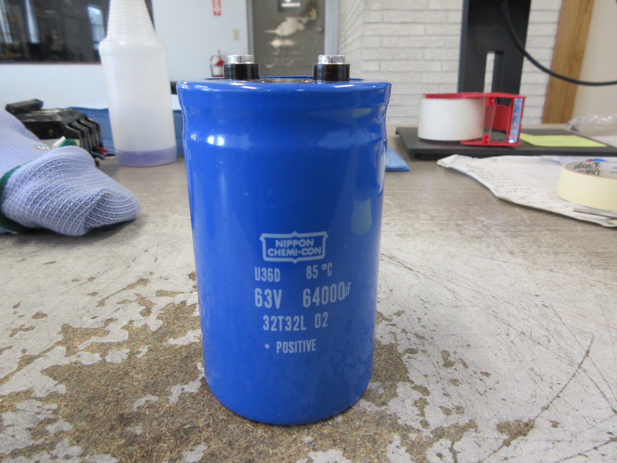 Nippon Chemi-Con U36D Capacitor 32T32L 63V 64,000uF Used