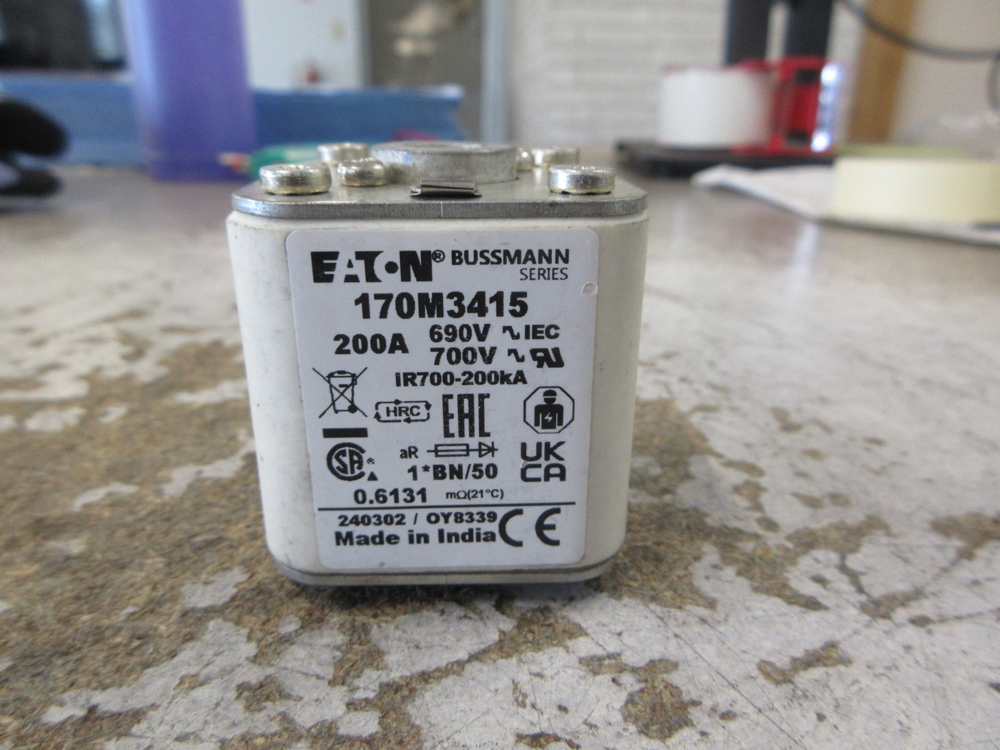 Eaton Bussmann Series Fuse 170M3415 200A 700V Used