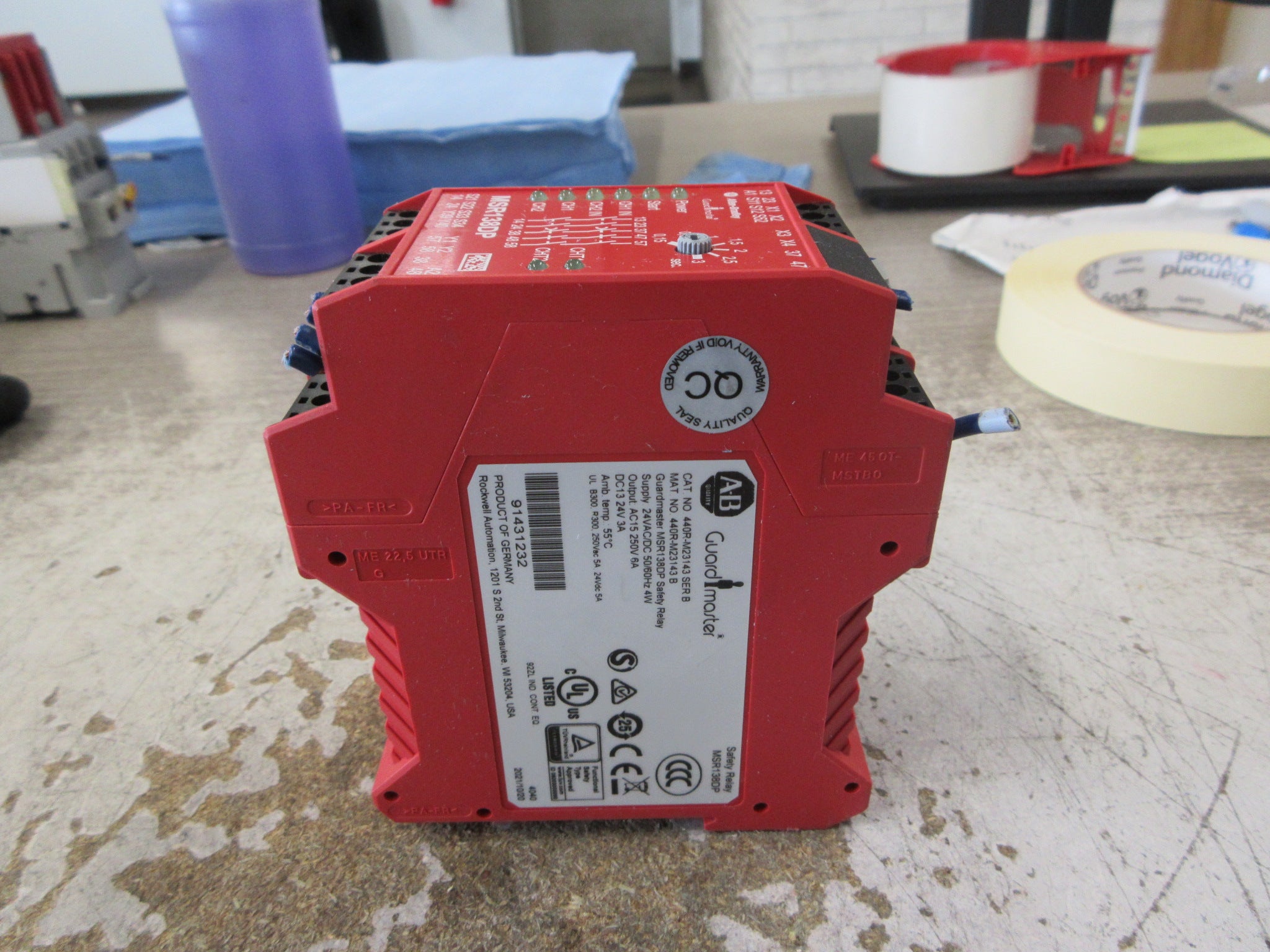 Allen-Bradley Guardmaster MSR138DP Safety Relay 440R-M23143 Ser. B Used