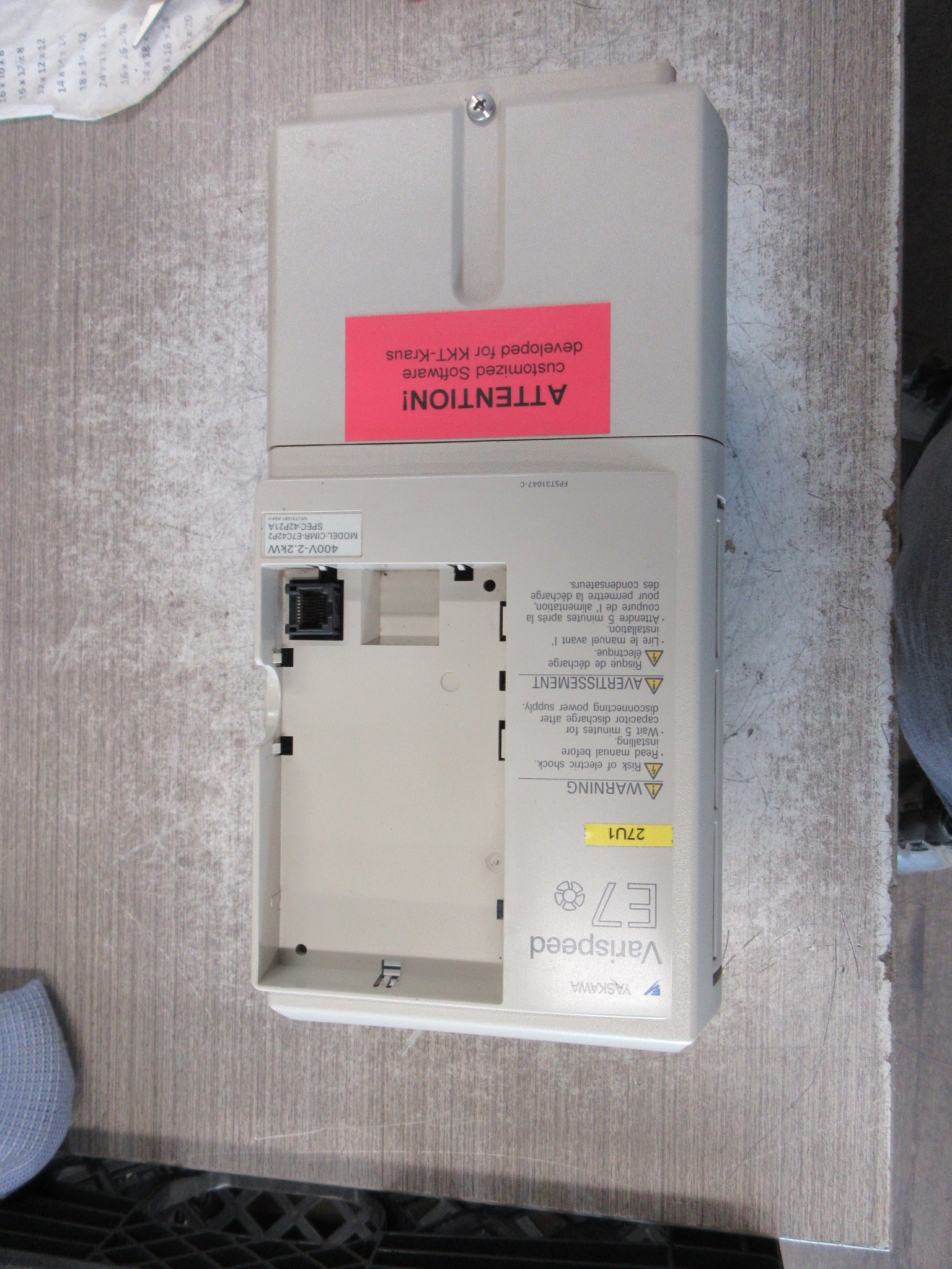 Yaskawa Varispeed E7 AC Drive CIMR-E7C42P2 3HP 3Ph *No Keypad* Used