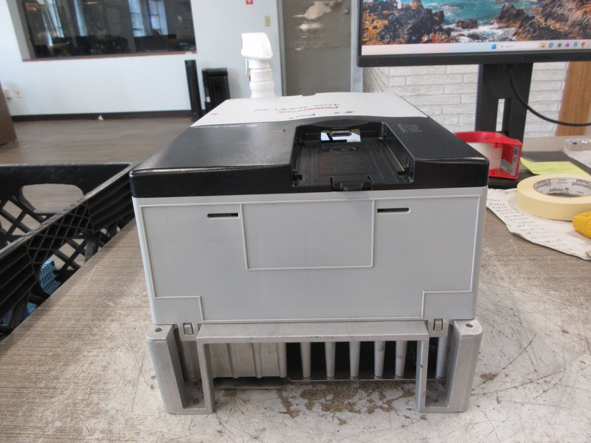 Allen-Bradley PowerFlex 70 AC Drive 20AD040A3AYNANC0 Ser. A 30HP 3Ph Used
