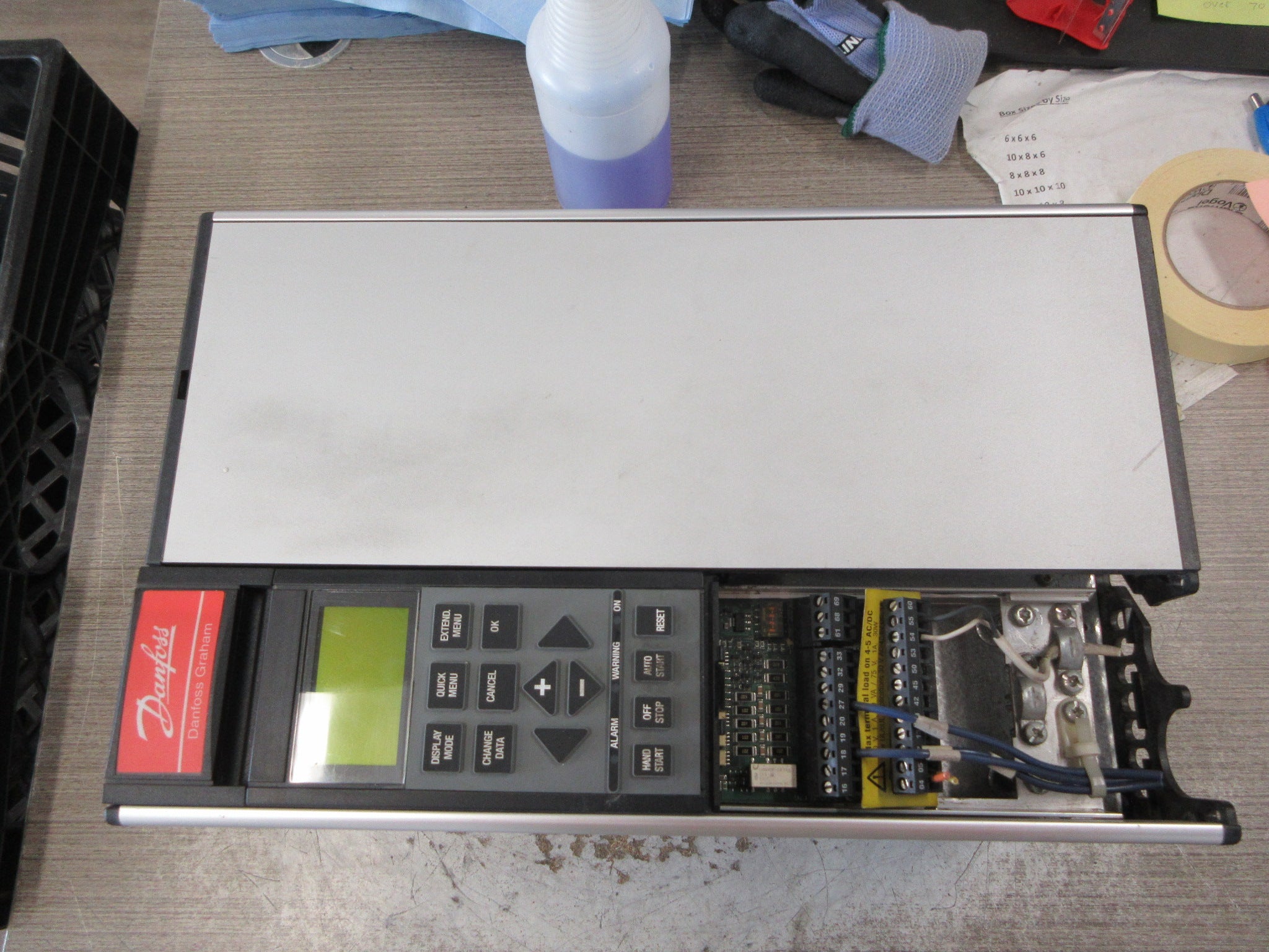 Danfoss VLT 6000 AC Drive 175Z7285 7.5HP 3Ph w/ Keypad Used