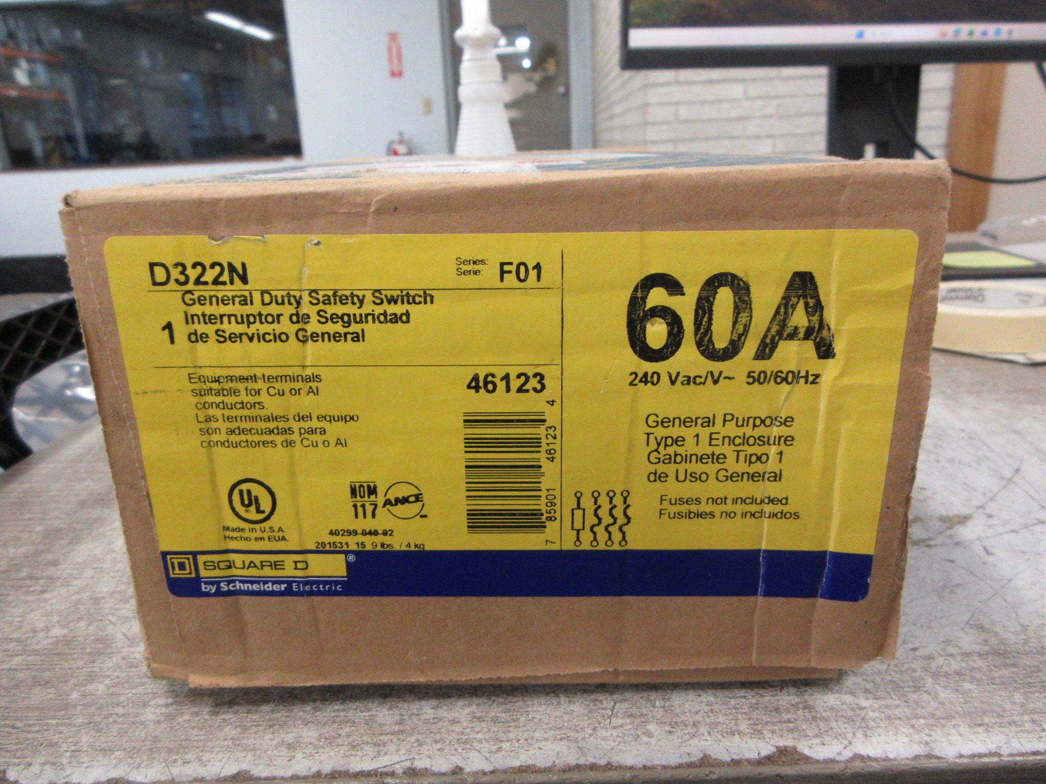 Square D Fusible Safety Switch/Disconnect D322N Ser. F01 60A 240V New Surplus