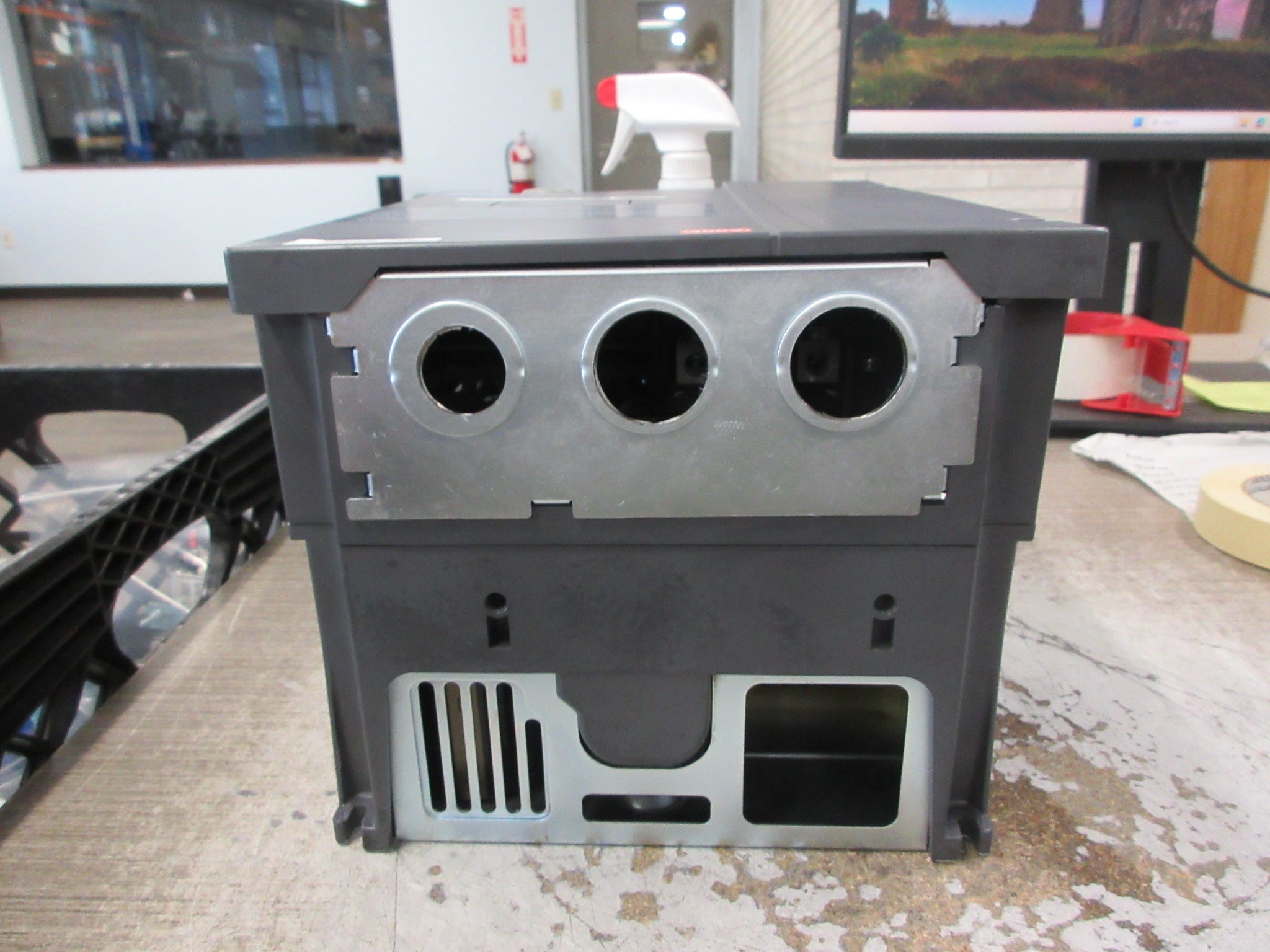 Mitsubishi F700 AC Drive FR-F740-00310-NA 20HP 3Ph Used