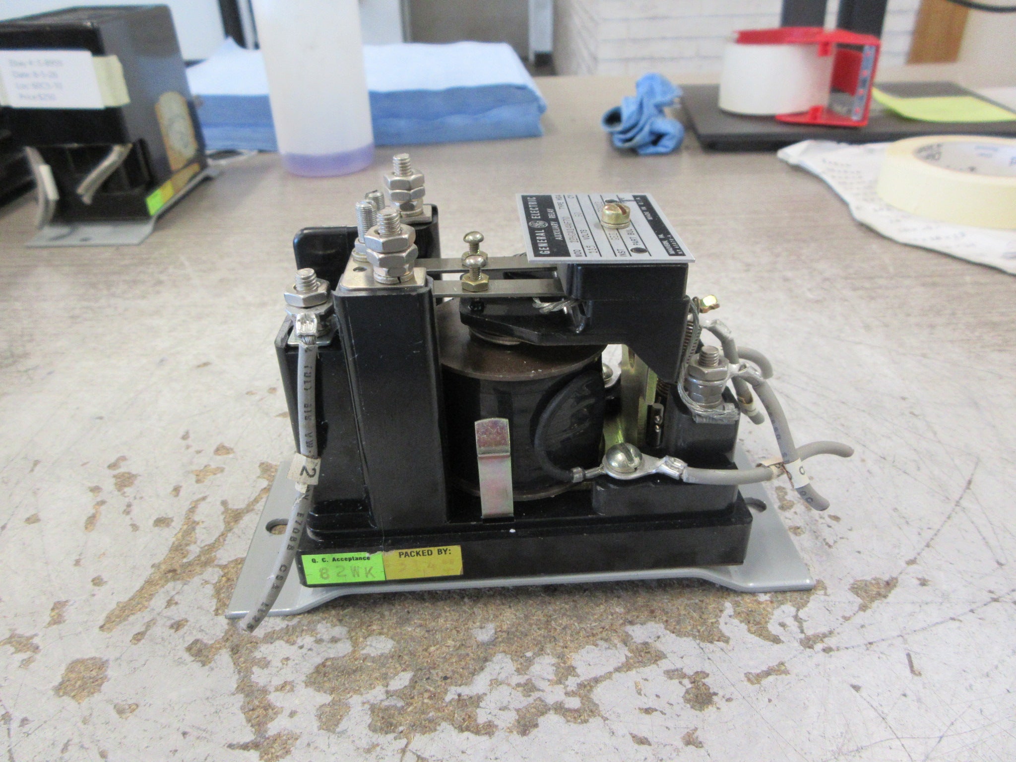 GE Type HGA Auxiliary Relay 12HGA14AF70 115V 60Hz Used