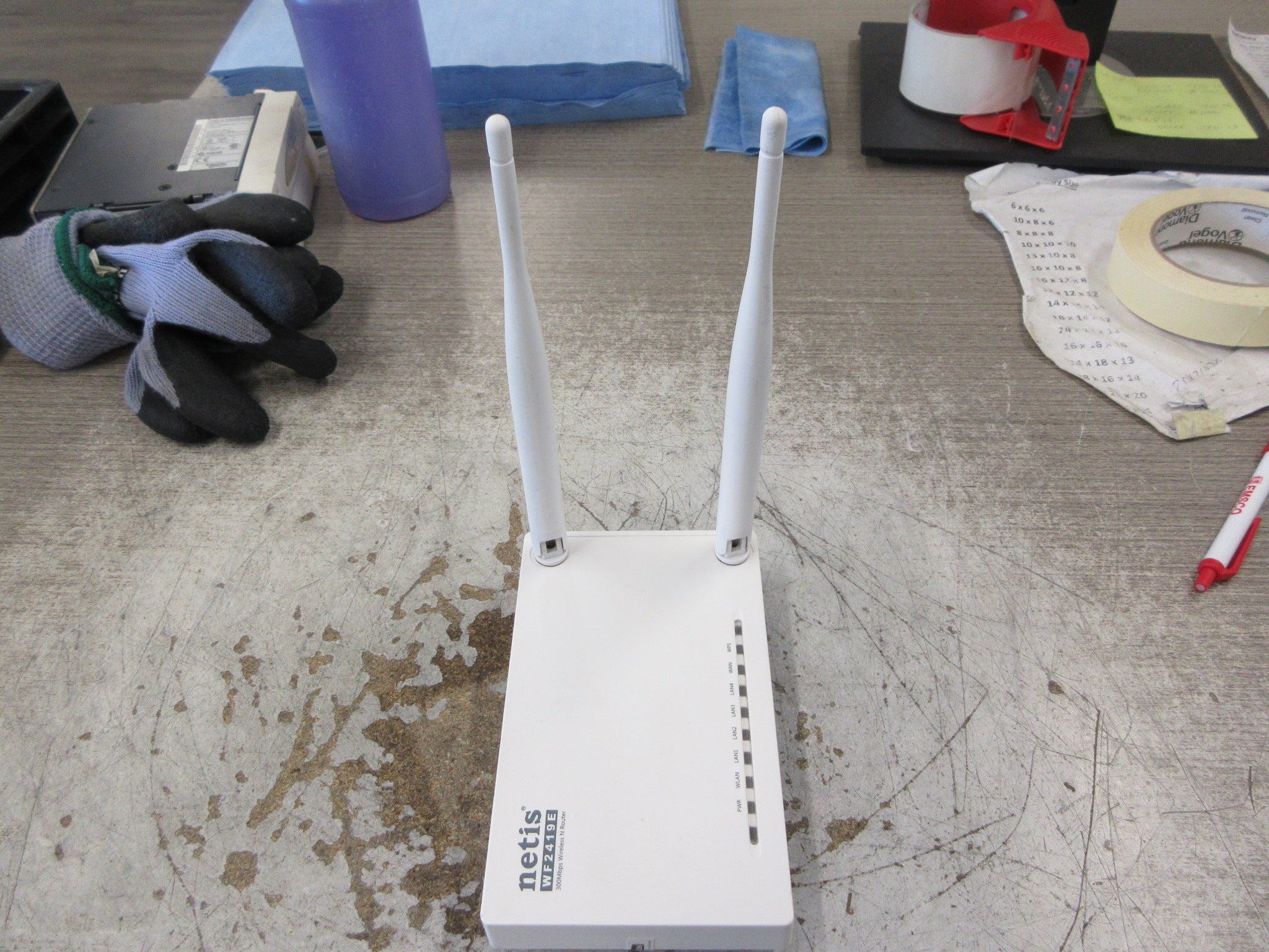 Netis Wireless N Router WF2419E 300Mbps Used