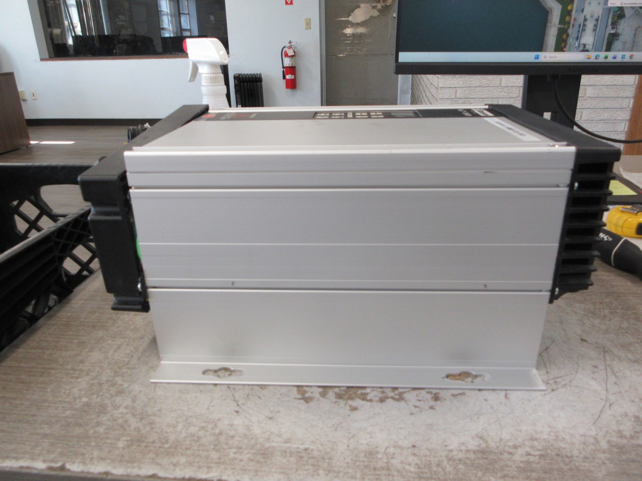 Graham 3504 AC Drive 175H8858 3HP 460V Used