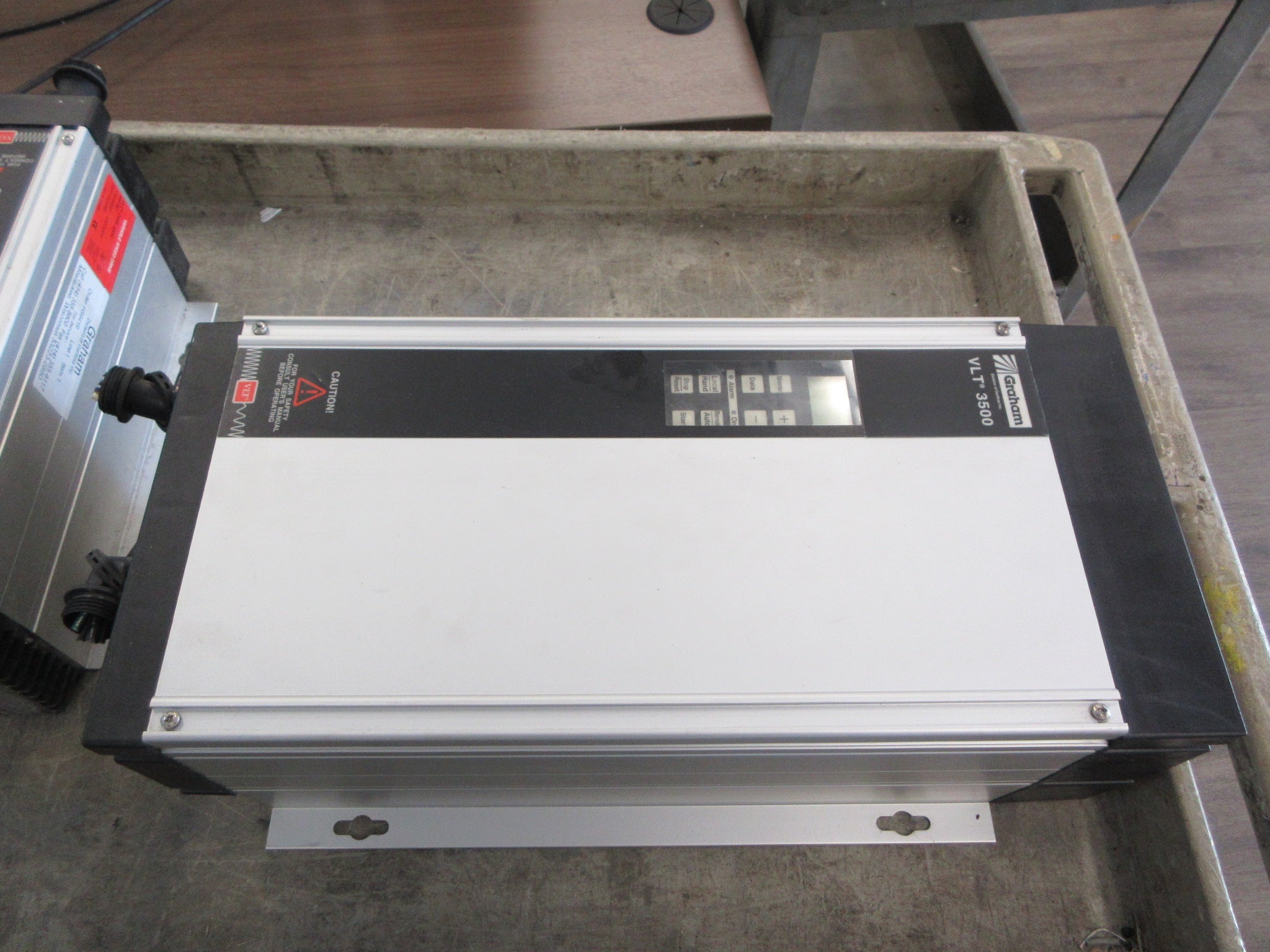 Graham VLT 3508 AC Drive 175H8862 7.5HP 3Ph Used