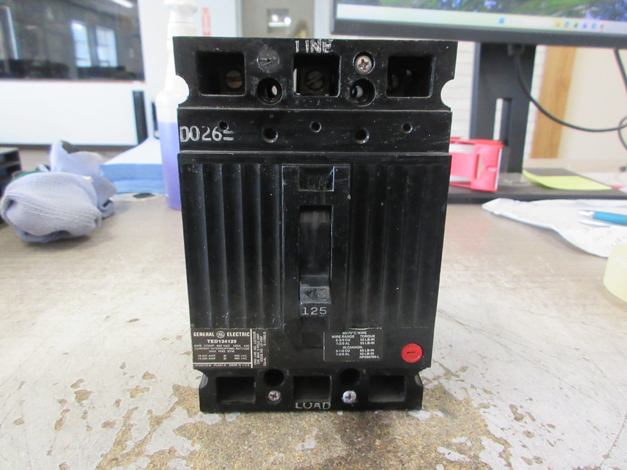 GE Circuit Breaker TED134125 125A 480V 3P Used