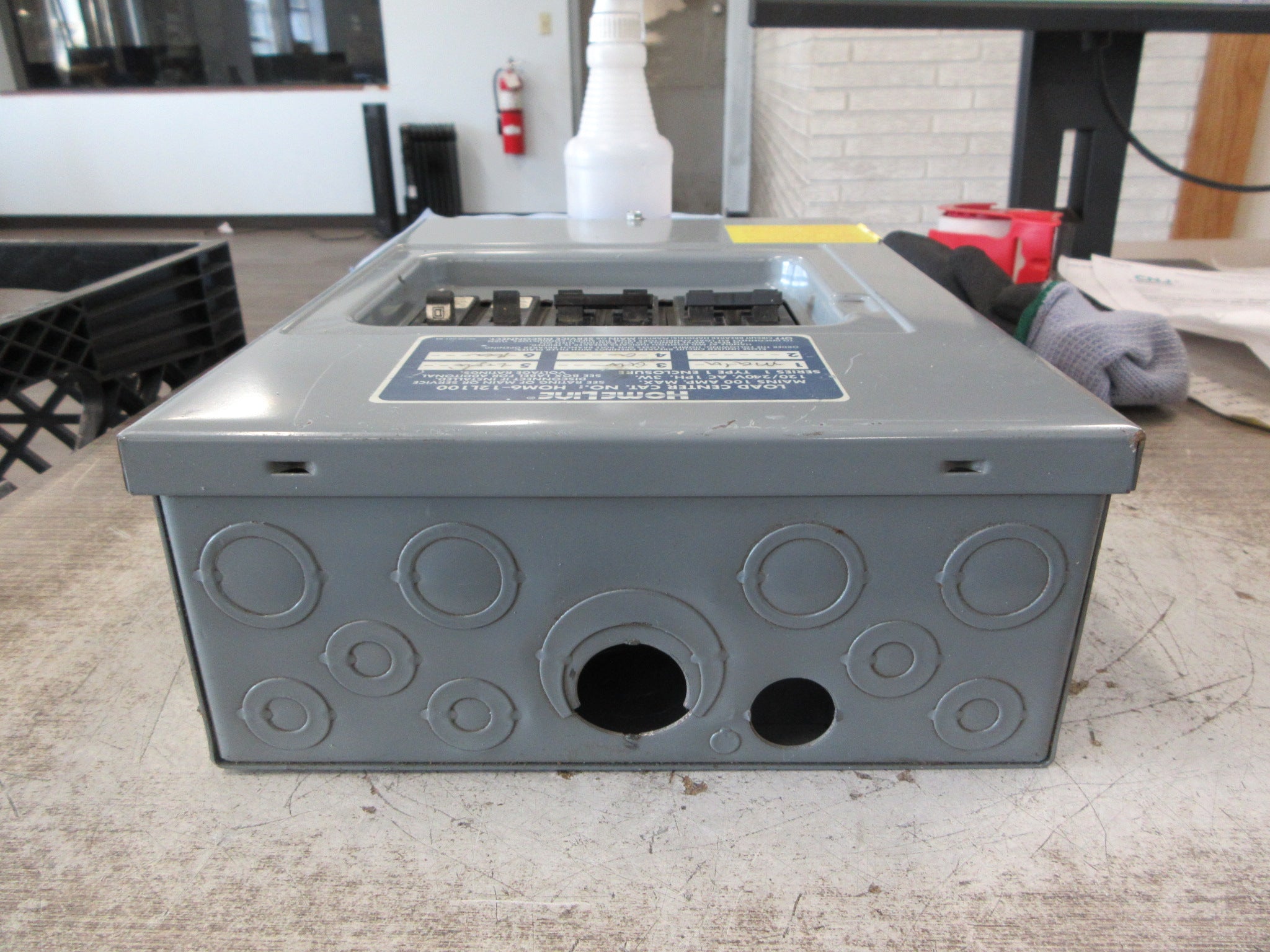Homeline Main Lug Circuit Breaker Panel HOM6-12L100 Mains 100A Max Used