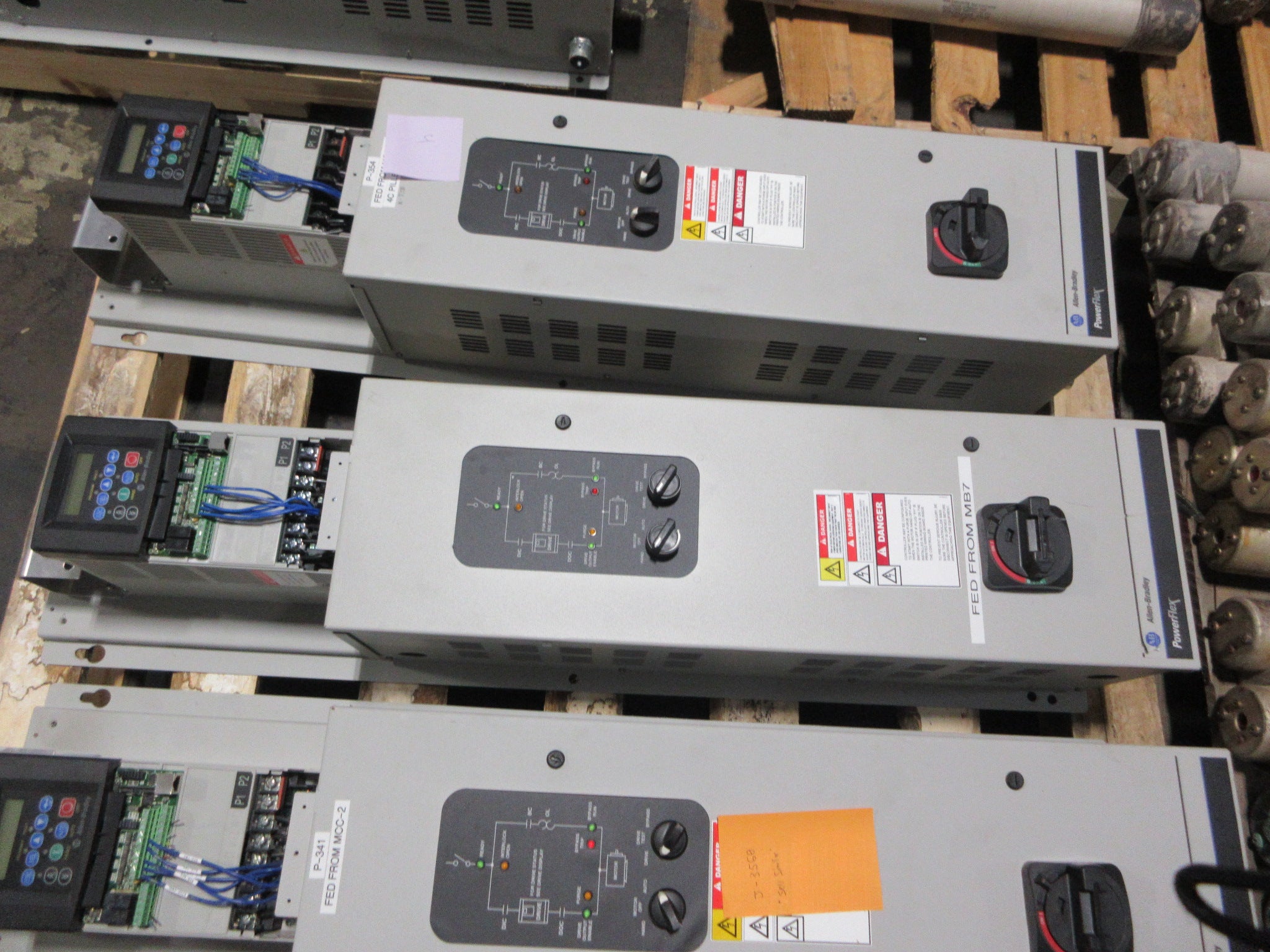Allen-Bradley PowerFlex 400 AC Drive w/ Bypass 22C-D030N103 20HP 3Ph *No Cover*