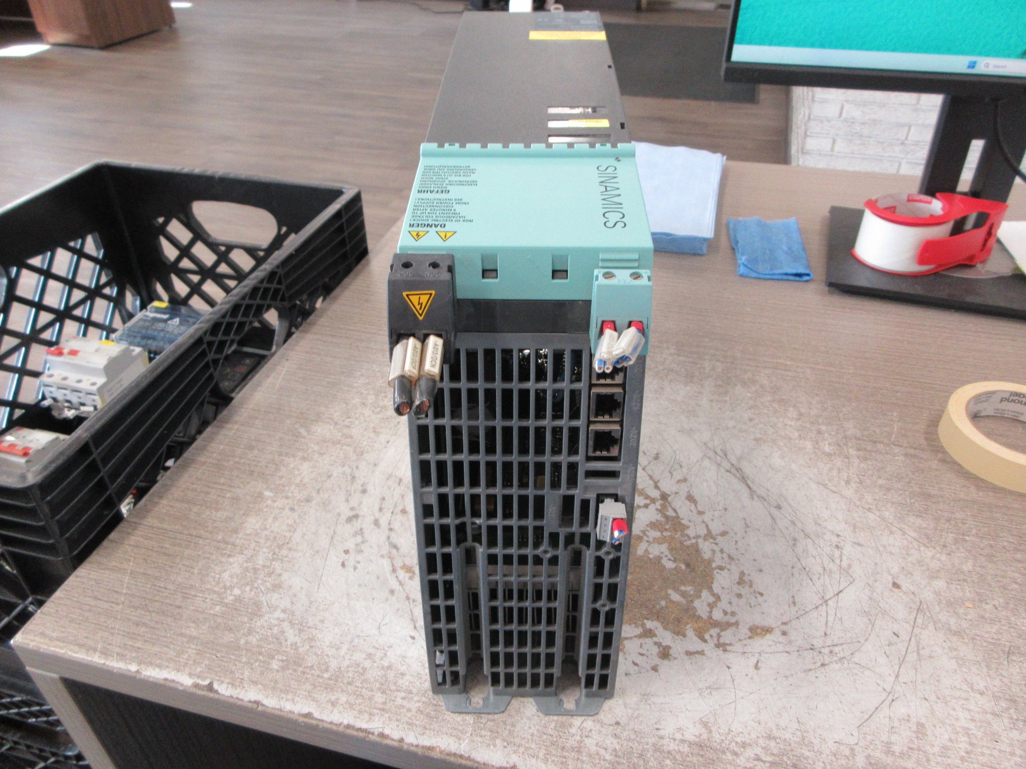 Siemens Single Motor Module 6SL3120-1TE23-0AA3 Ver.C Input: 600VDC Used