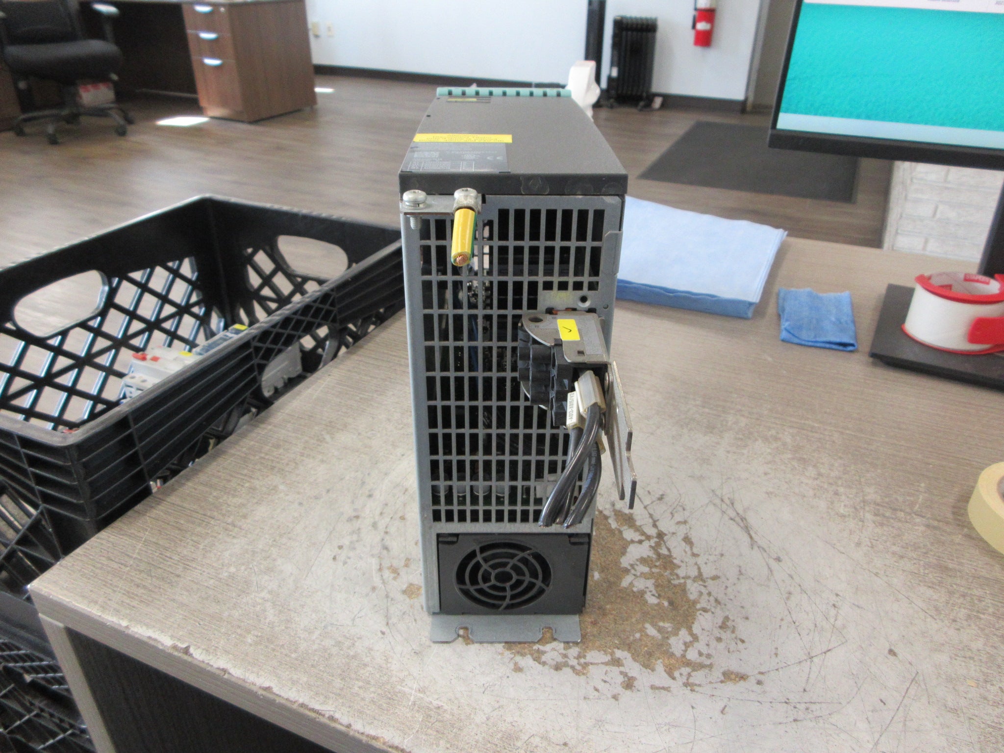 Siemens Single Motor Module 6SL3120-1TE23-0AA3 Ver.C Input: 600VDC Used