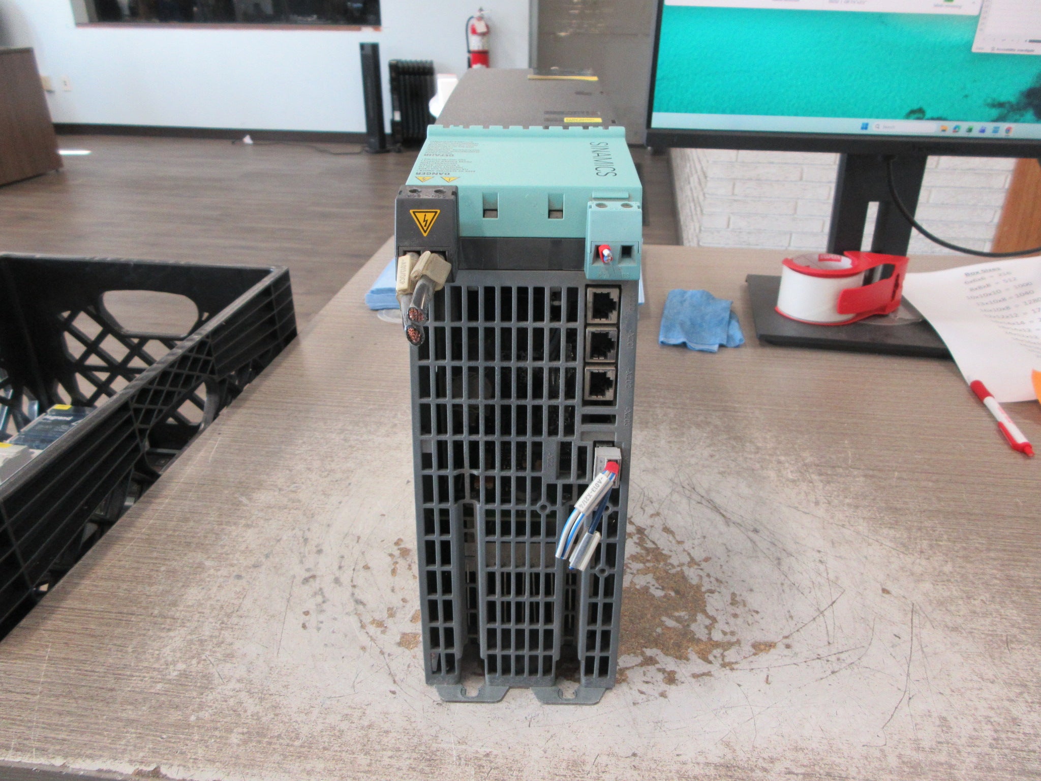 Siemens Single Motor Module 6SL3120-1TE23-0AA3 Ver.C Input: 600VDC Used
