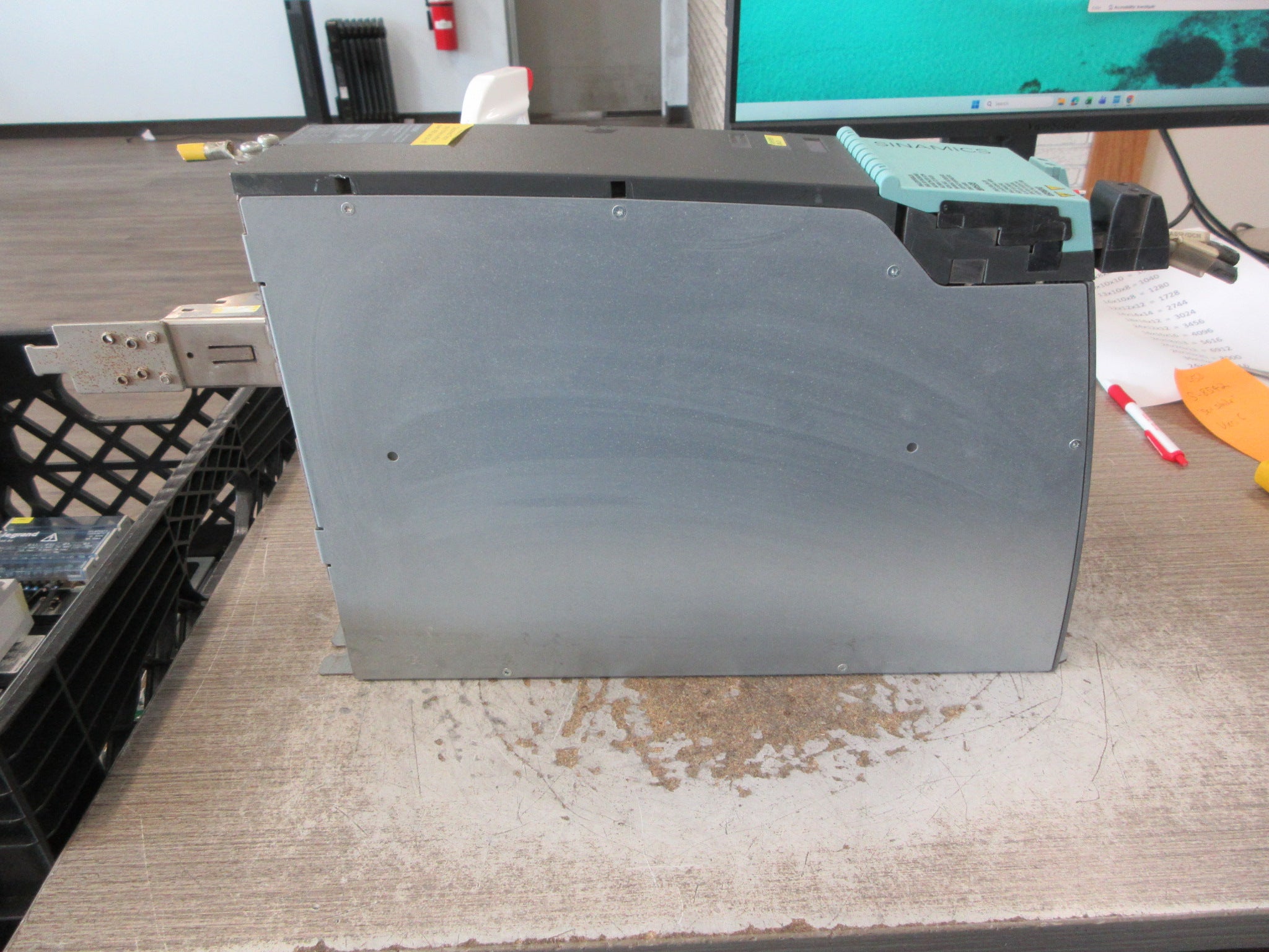 Siemens Single Motor Module 6SL3120-1TE23-0AA3 Ver.C Input: 600VDC Used