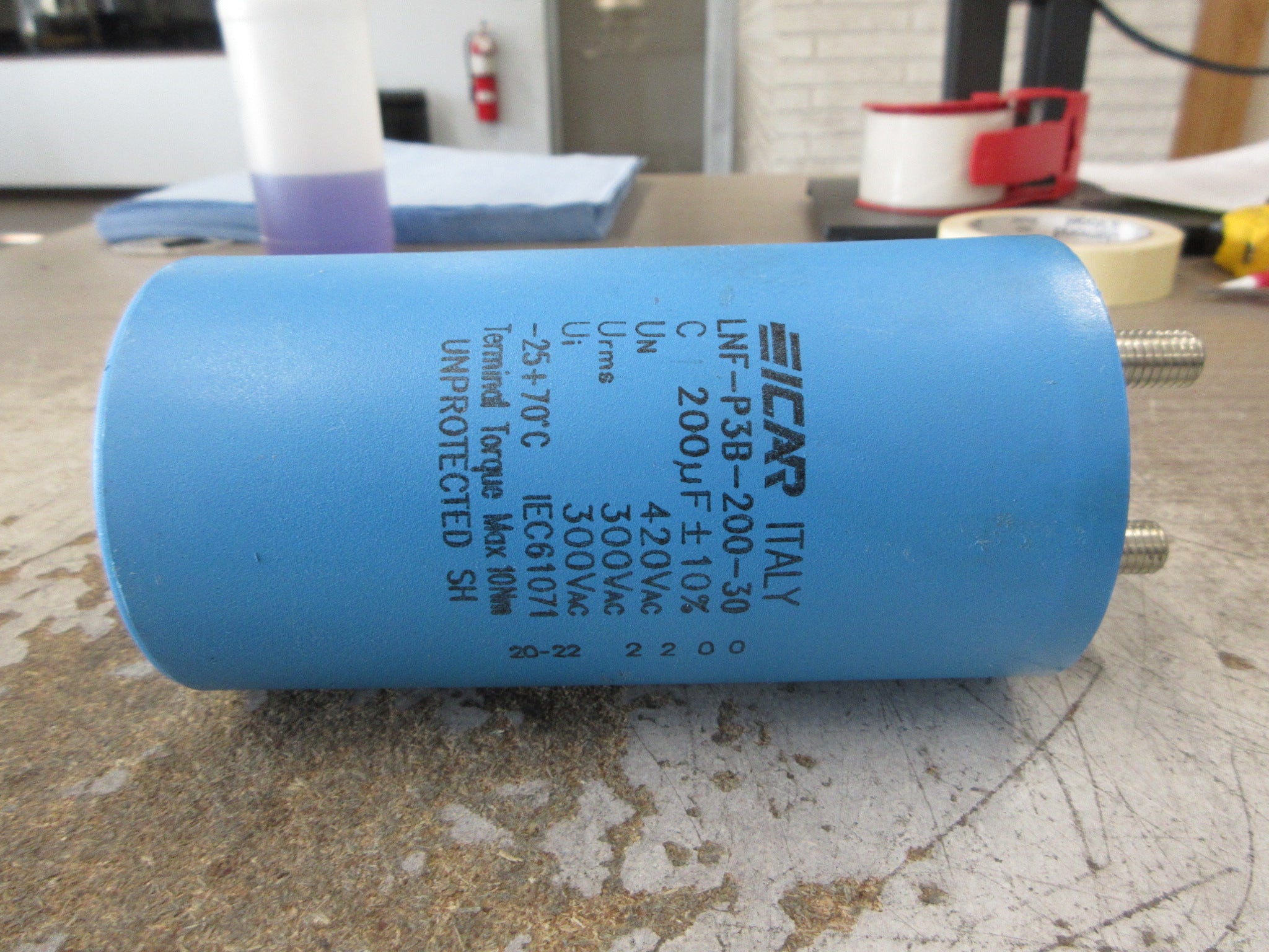 ICAR Capacitor LNF-P3B-200-30 200uF 300V Used