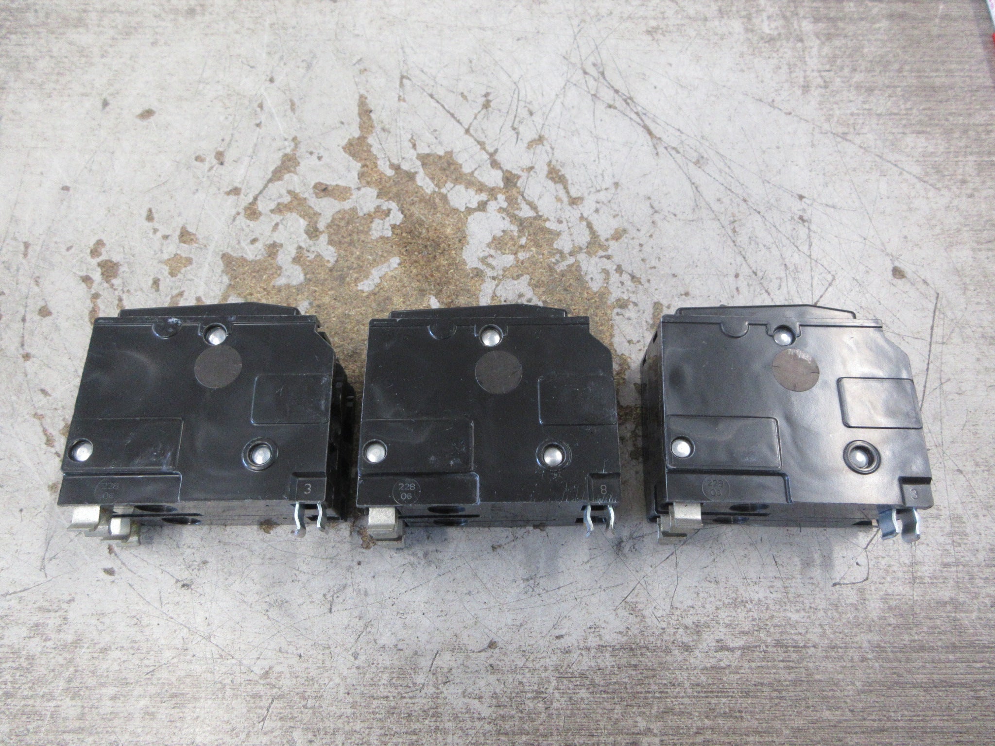 Square D Clip-On Circuit Breaker QO225 25A 120/240V 2P *Lot of 3* Used