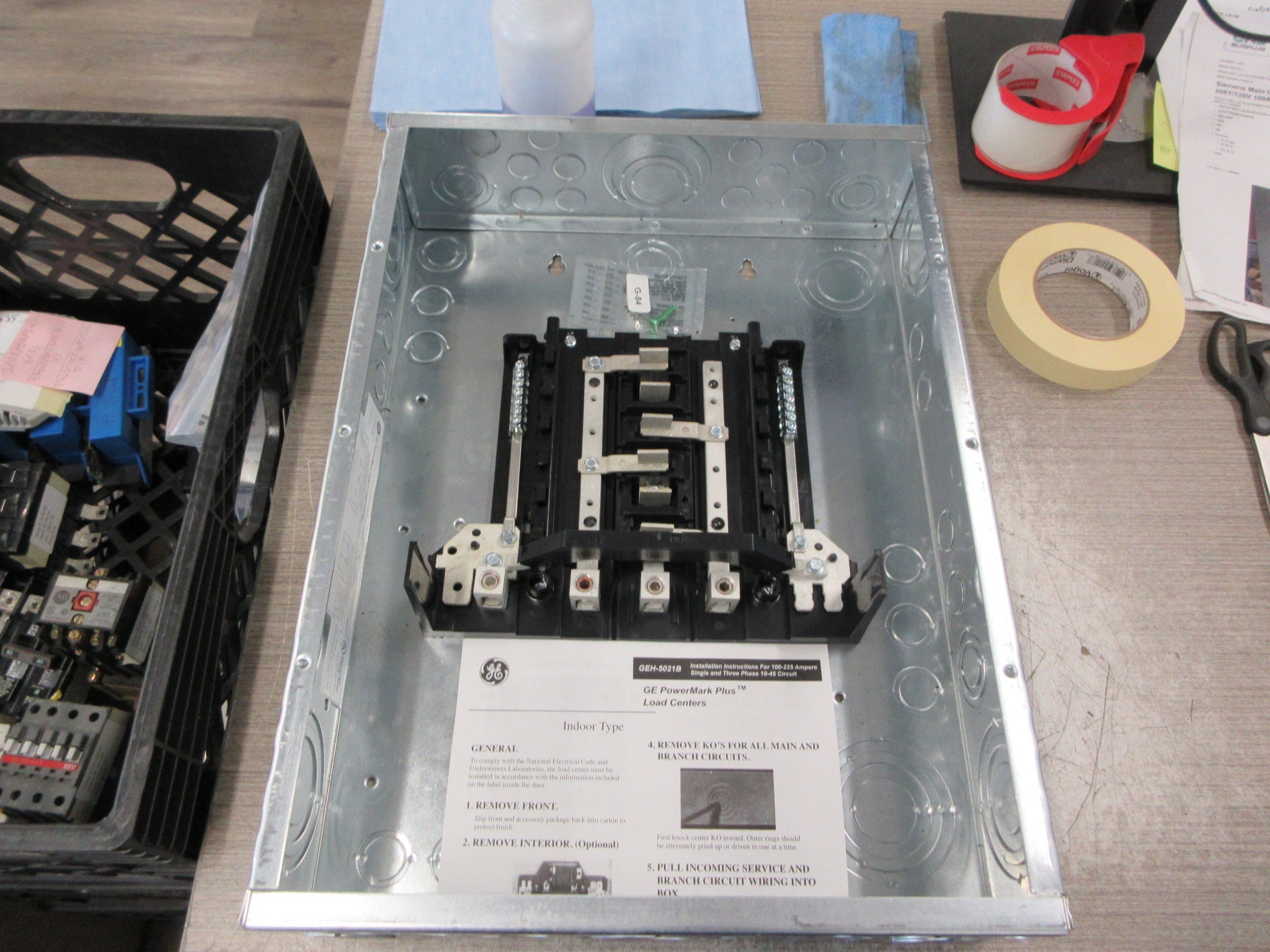 GE Main Lug Circuit Breaker Panel TL12412C 208Y/120V 1Ph 4W MOD 2 New Surplus