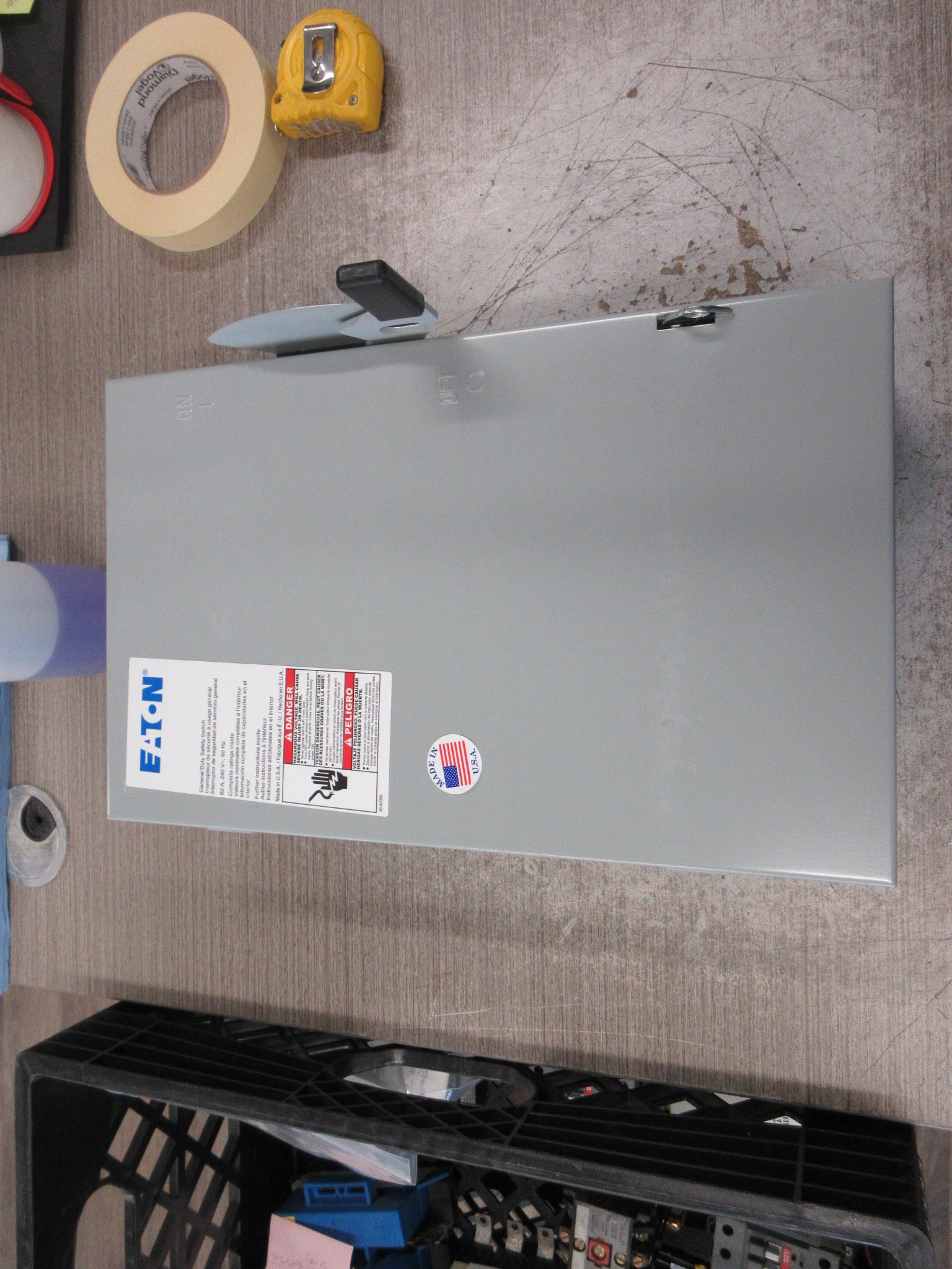 Eaton Non-Fusible Safety Switch/Disconnect DG222UGB Ser. B 60A 120/240V 2P Used