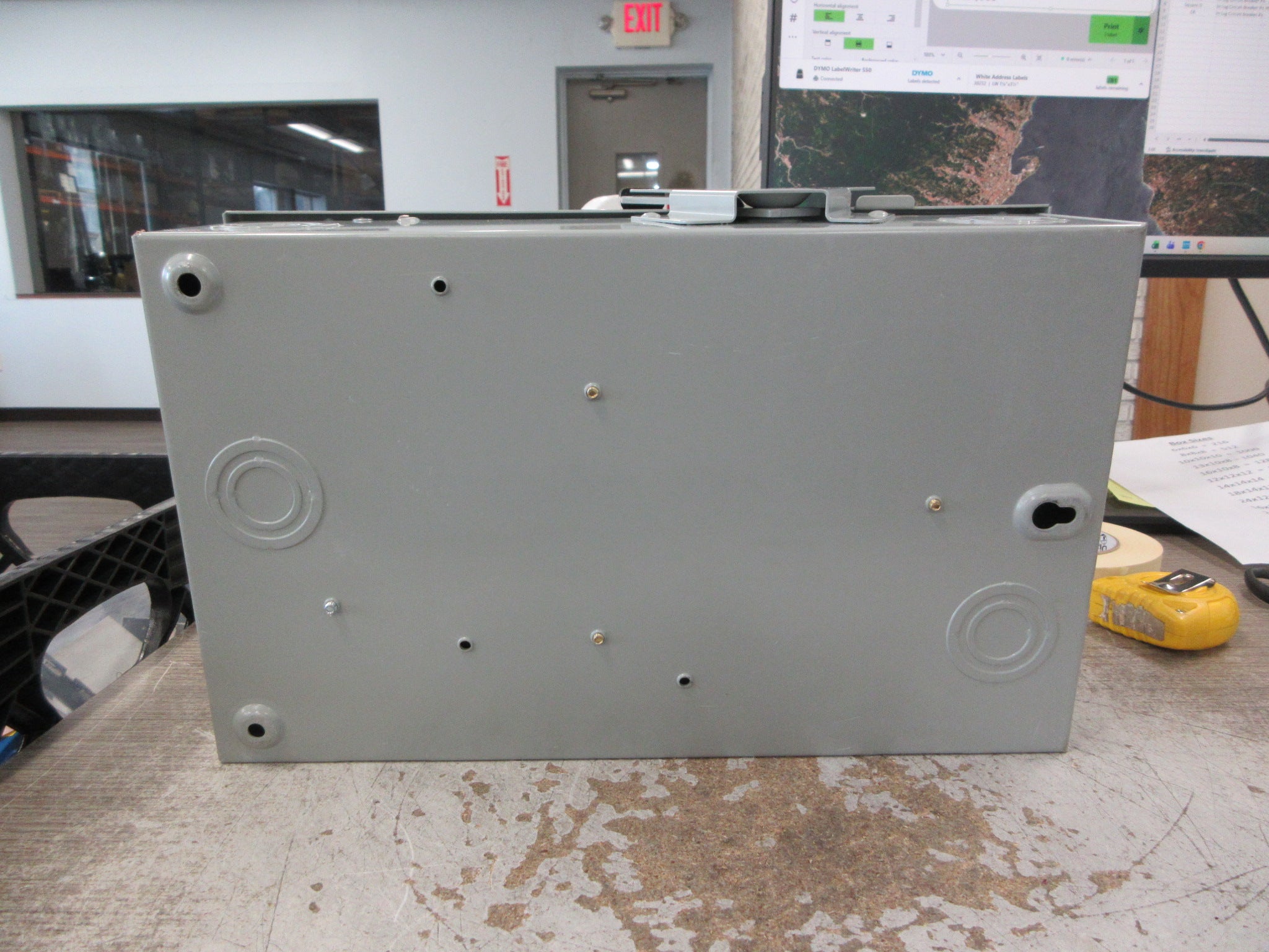 Eaton Non-Fusible Safety Switch/Disconnect DG222UGB Ser. B 60A 120/240V 2P Used