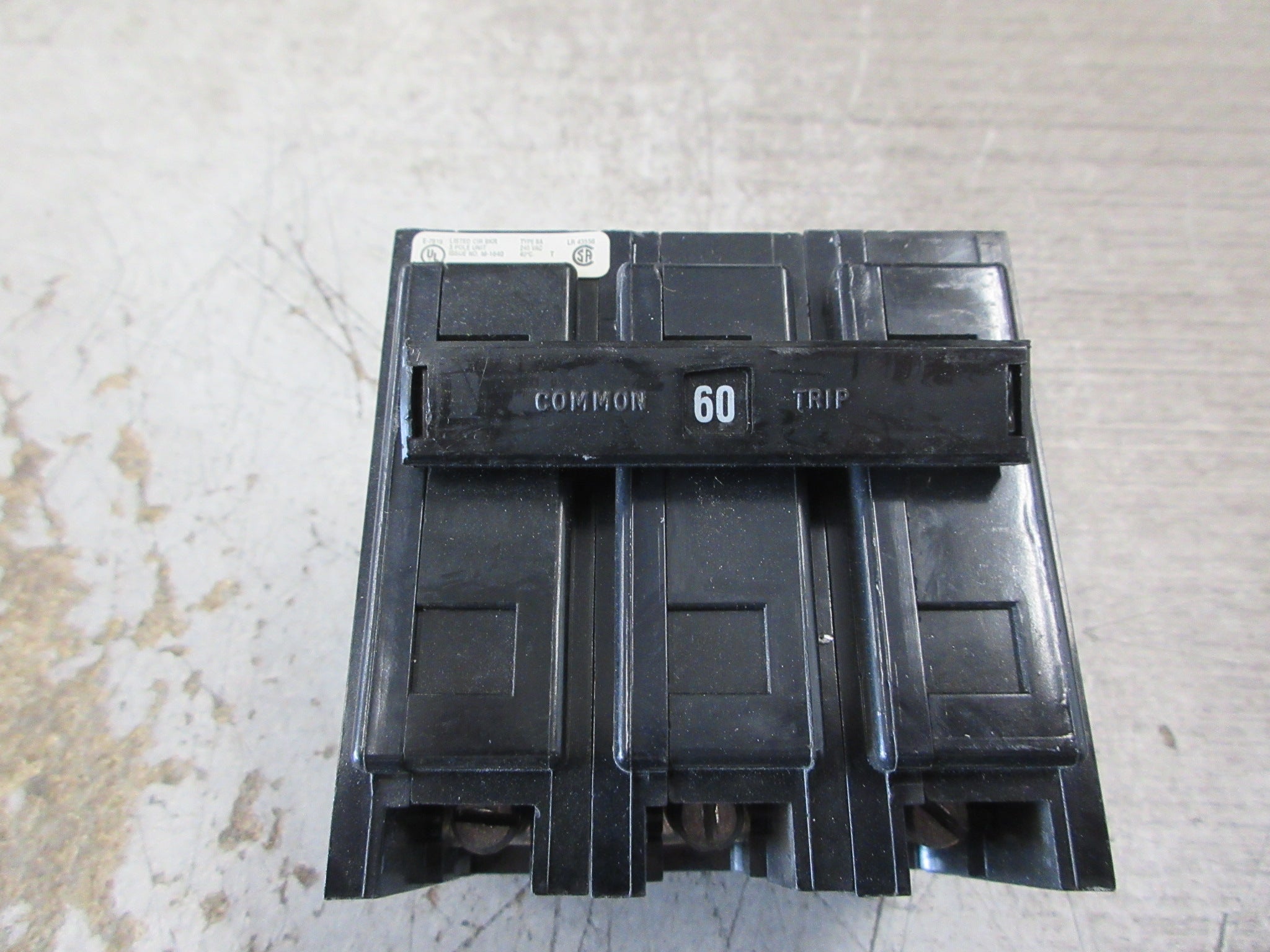 Cutler-Hammer Type BA Bolt-On Circuit Breaker BAB3060H 60A 240V 3P Used