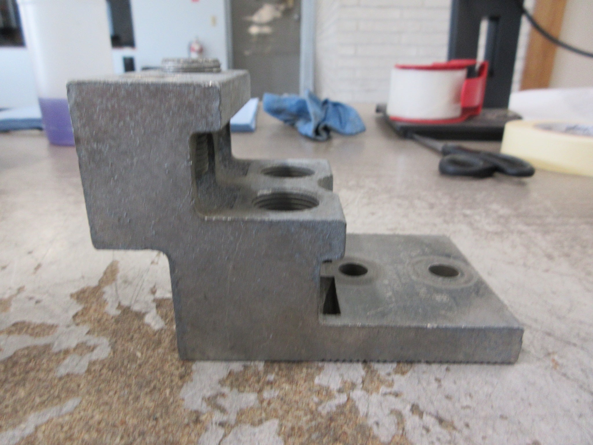 CMC Mechanical Lug 4ABV750-1 750 MCM-1/0 Used