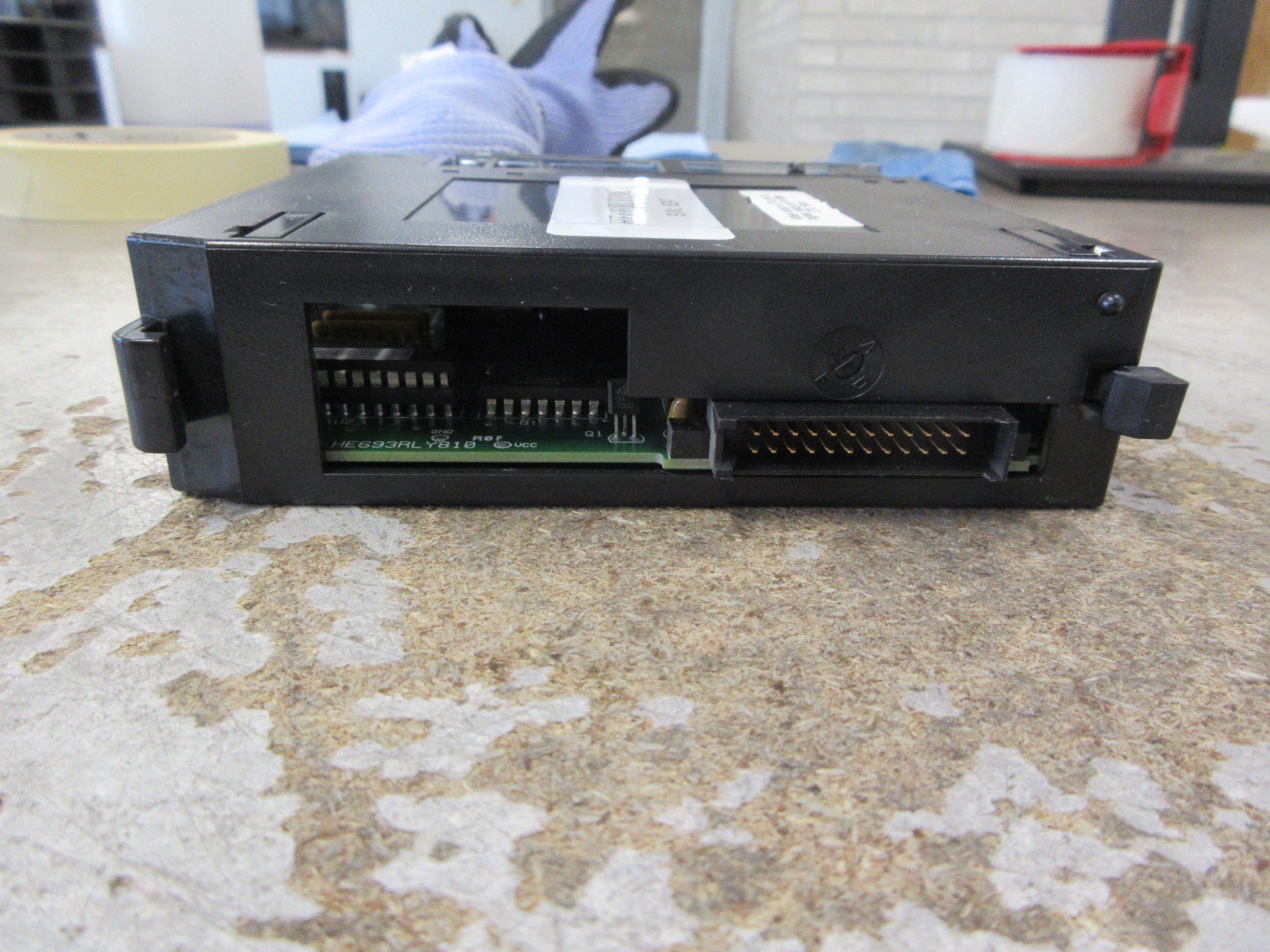 Horner Automation Isolated Relay Output Module HE693RLY110C Used