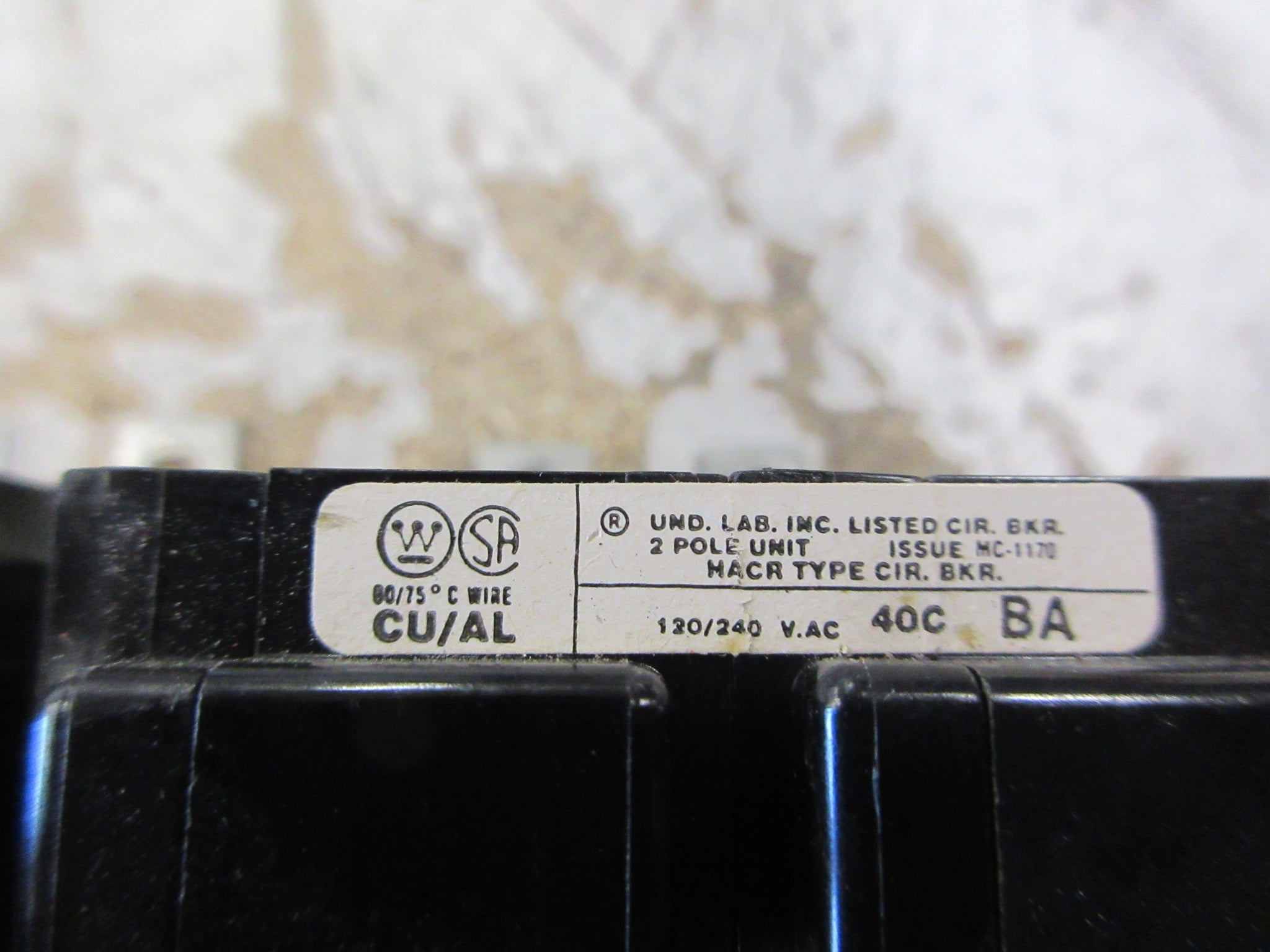 Cutler-Hammer Type BA Circuit Breaker BA220 20A 120/240V 2P *Lot of 2* Used