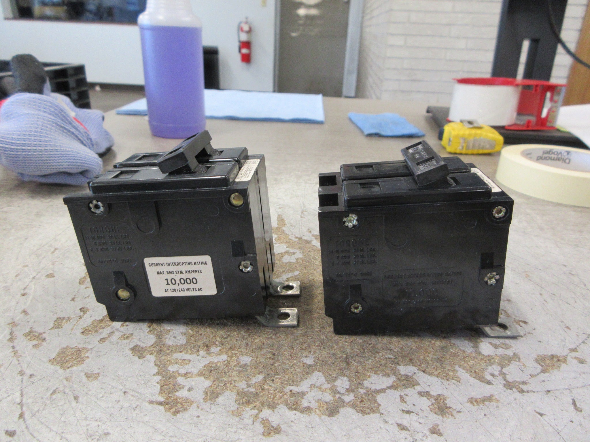 Cutler-Hammer Type BA Circuit Breaker BA220 20A 120/240V 2P *Lot of 2* Used