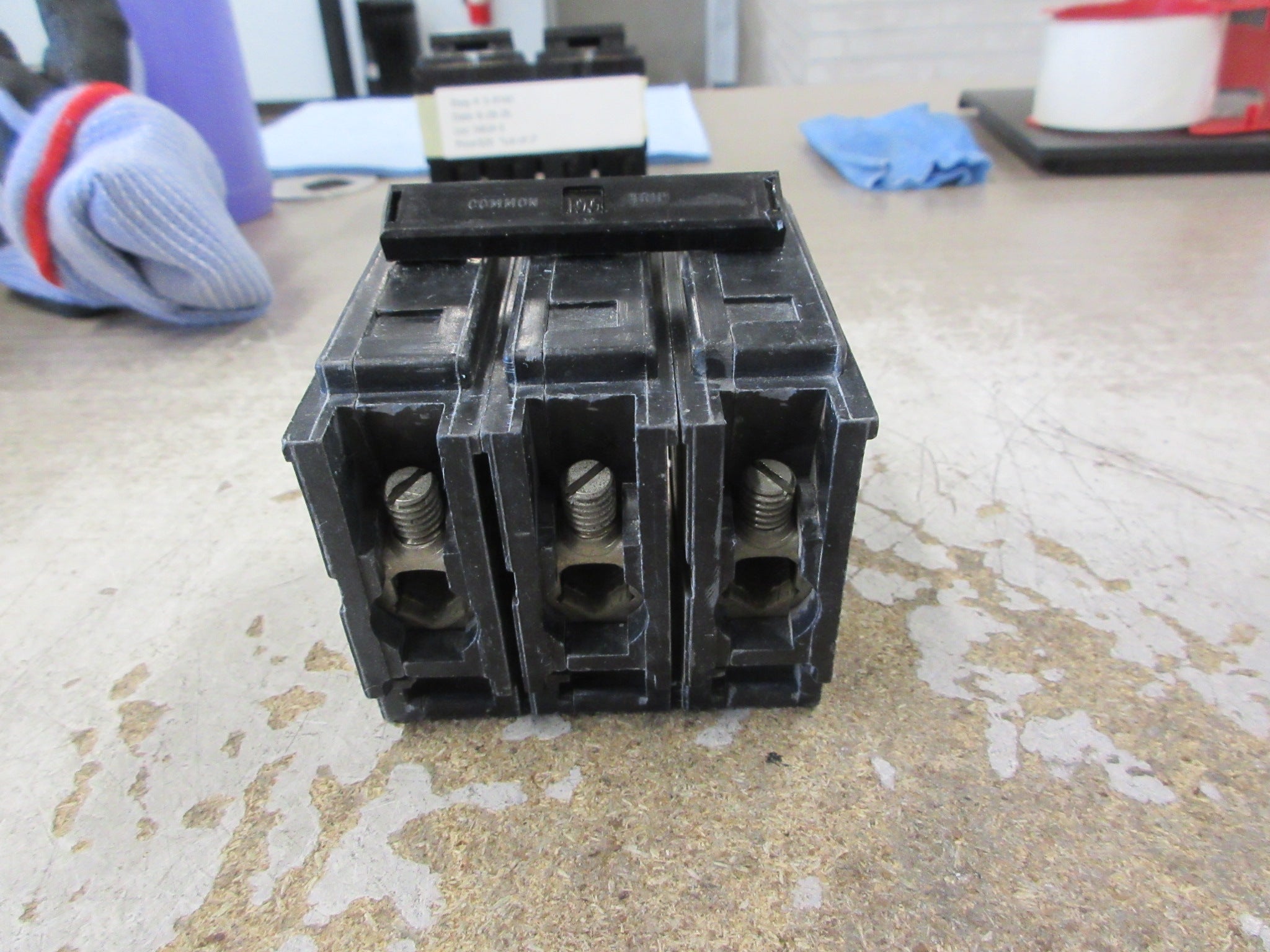 Westinghouse Quicklag B Bolt-On Circuit Breaker QBHW3100H 100A 240V 3P Used