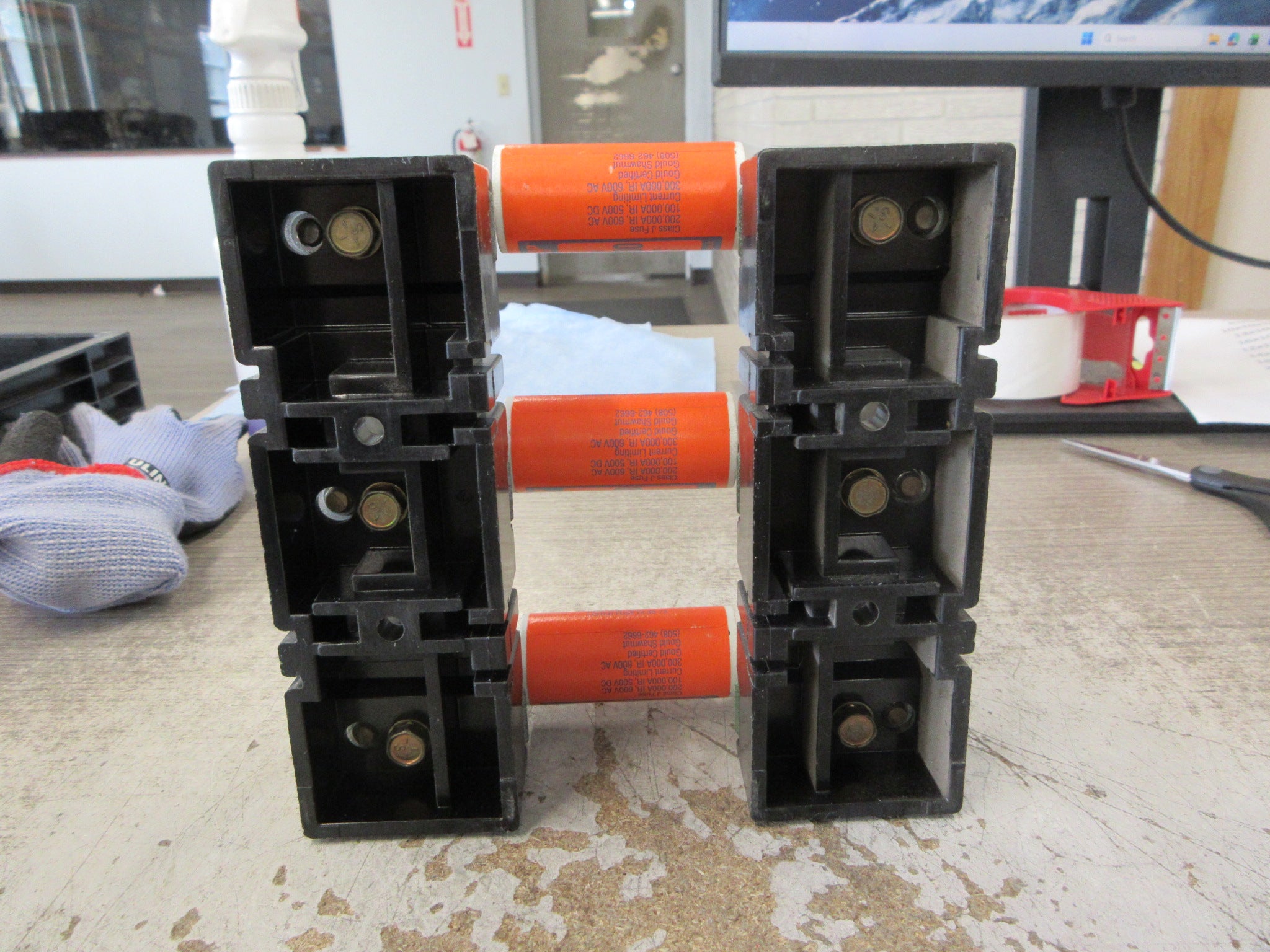 Allen-Bradley Fuseholder X-410710 / X-400656 100A 600V 3P (3) 100A Fuses Used