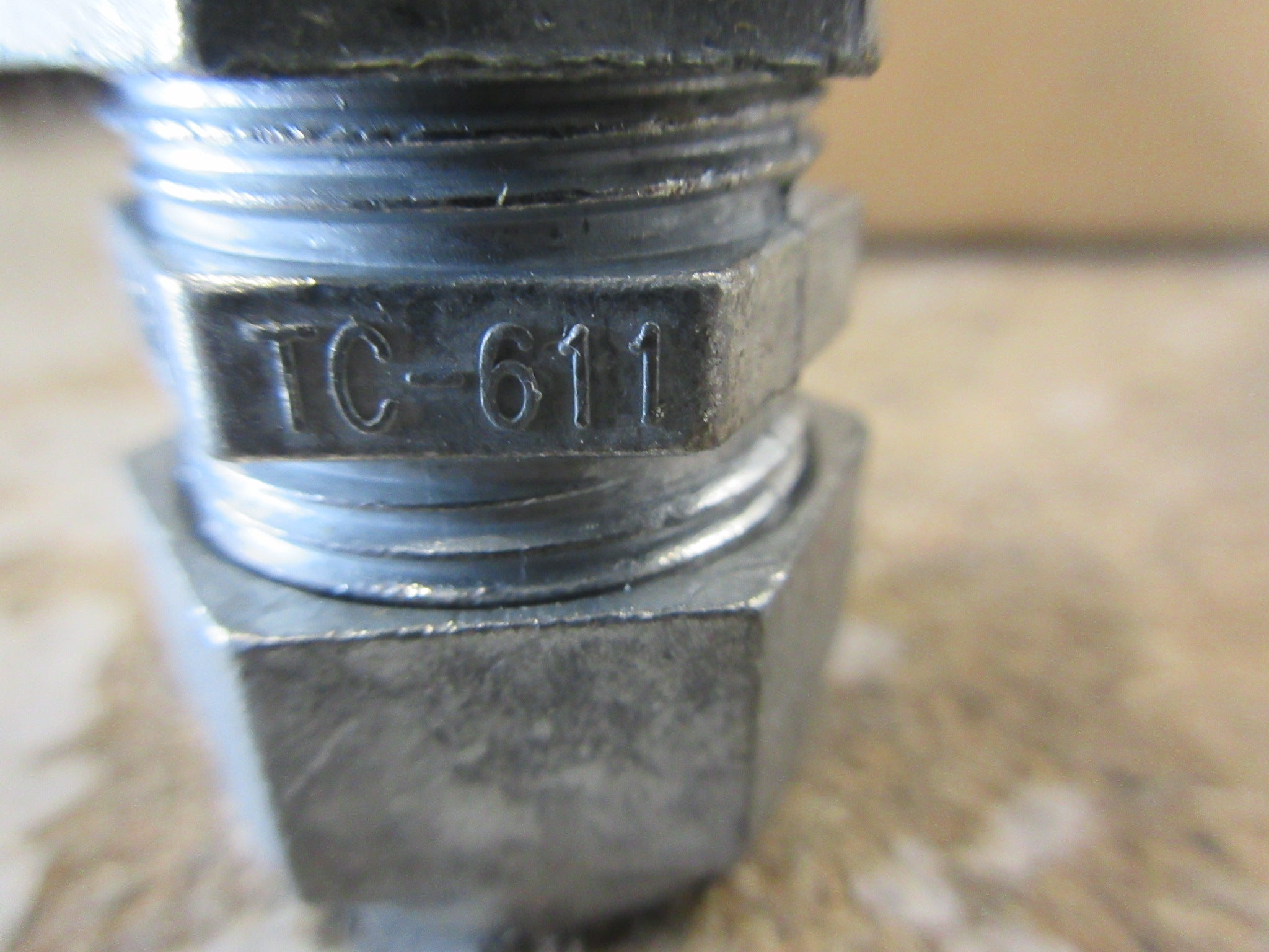 EGS NEER Compression EMT Couplings TC-611 1/2" *Box of 70* New Surplus