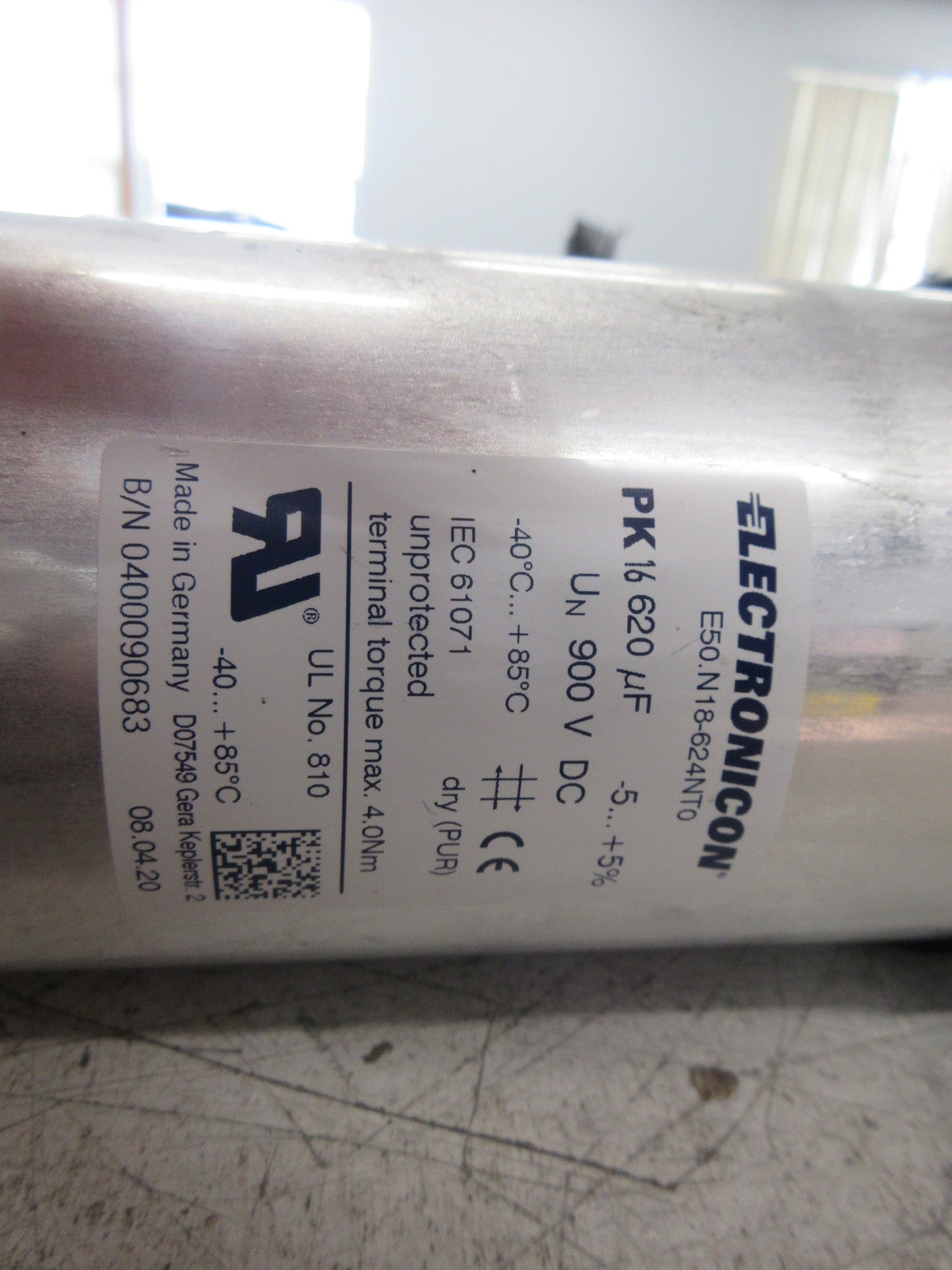 Electronicon PK16 Capacitor E50.N8-624NT0 620UF 900VDC Used