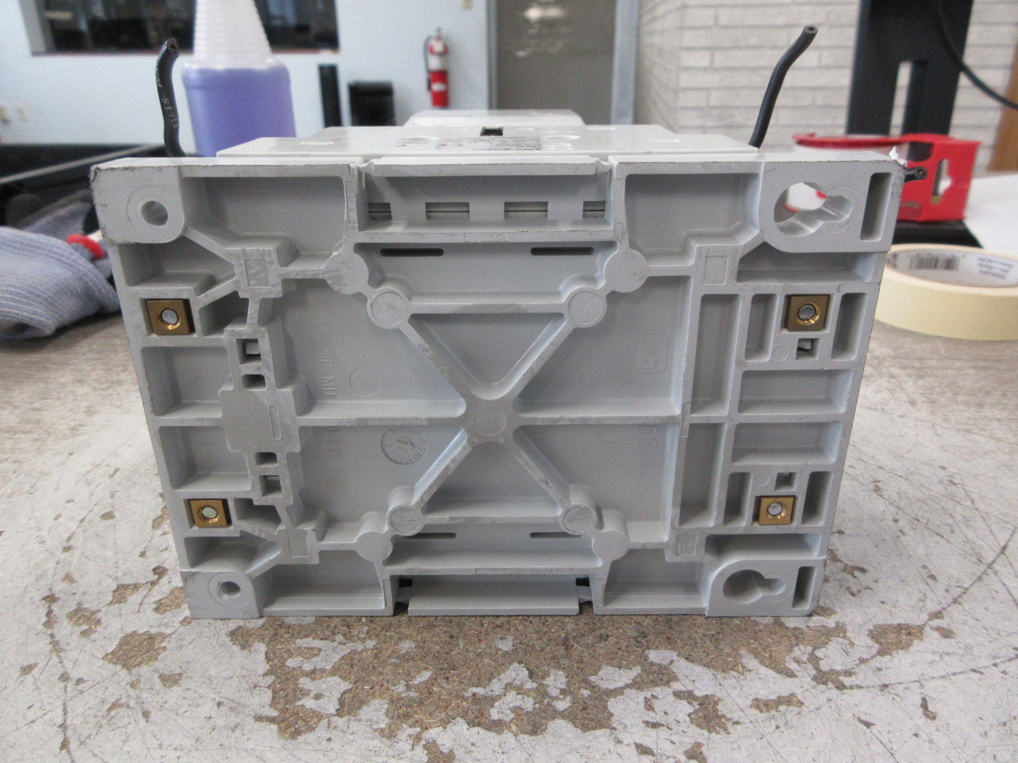 Allen-Bradley Contactor 100-D140 208-277V Coil 140A 600V (2) Aux Contacts Used