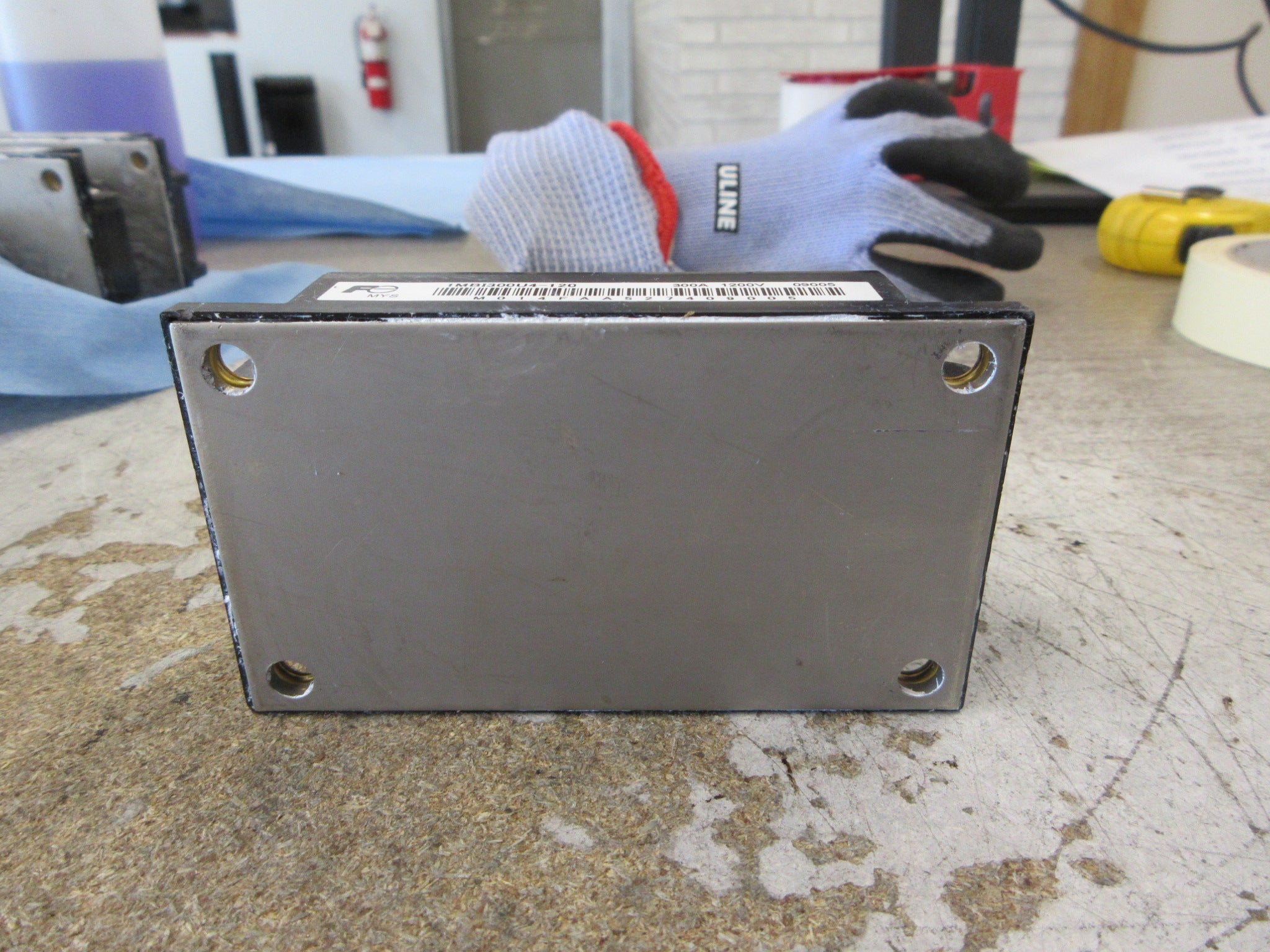 Fuji Electric IGBT Module 1MBI300U4-120 300A 1200V Used