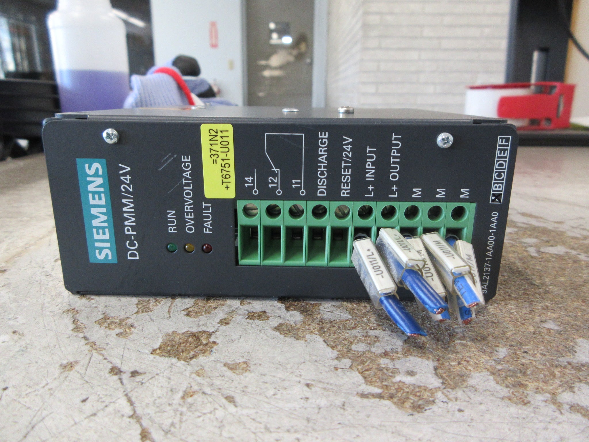 Siemens DC-PMM/24V Power Management Module 9AL2137-1AA00-1AA0 24V Used