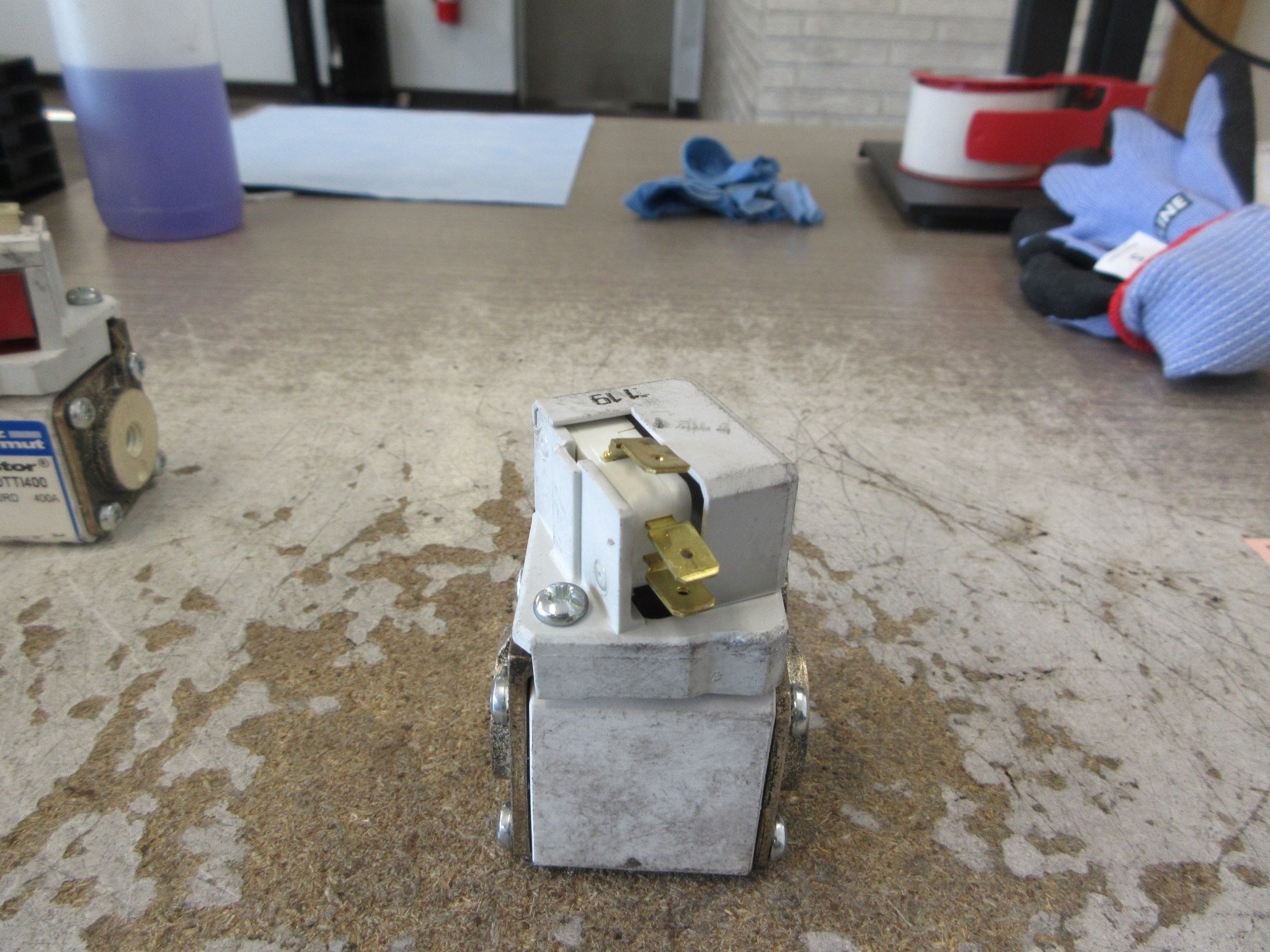 Ferraz Shawmut Protistor Fuse A070UD30TTI400 400A 700V Used