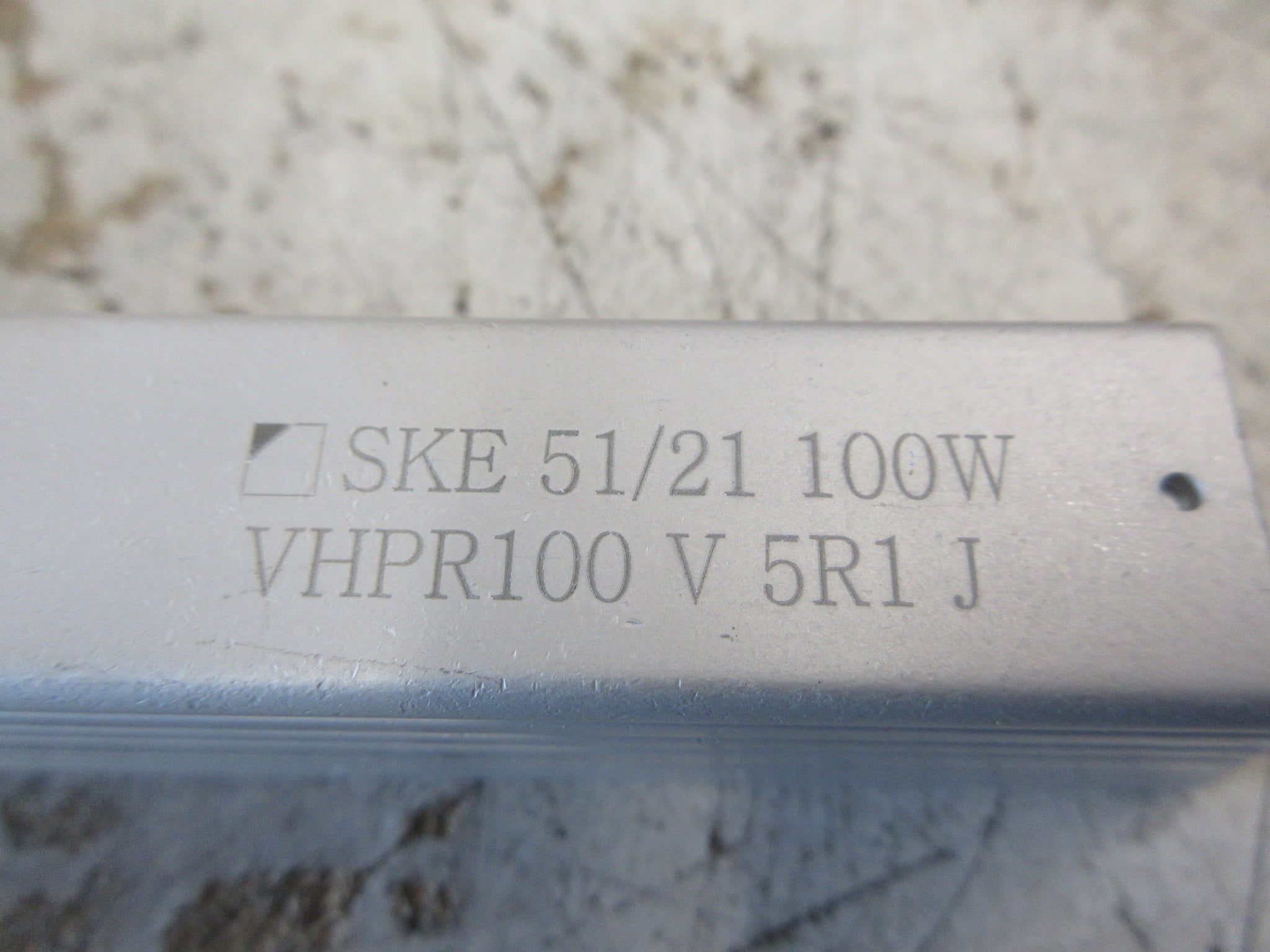 SKE Resistor VHPR100 V 5R1 J 100W Used