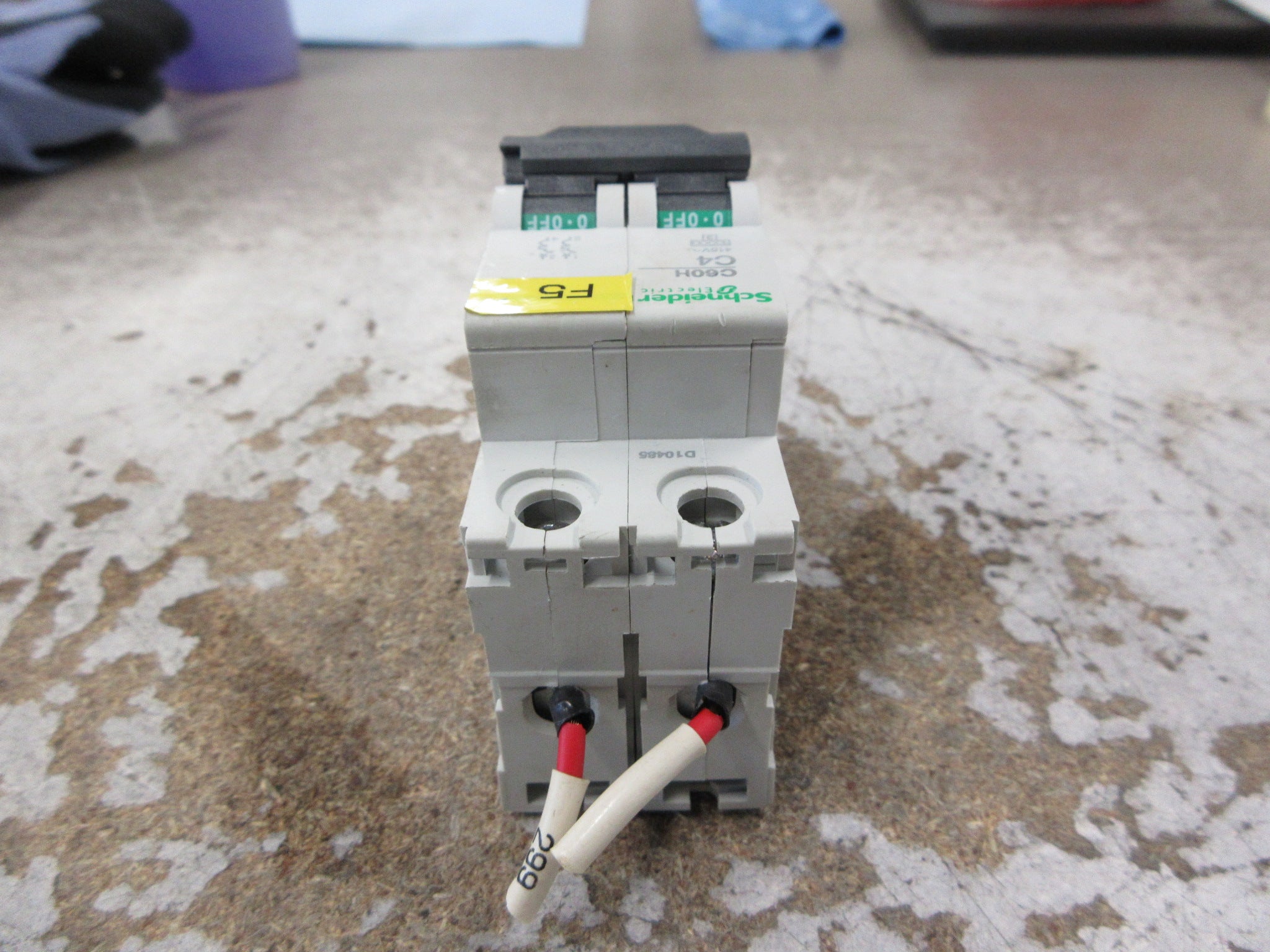 Schneider Electric Circuit Breaker C60H C4 4A 415V 2P Used