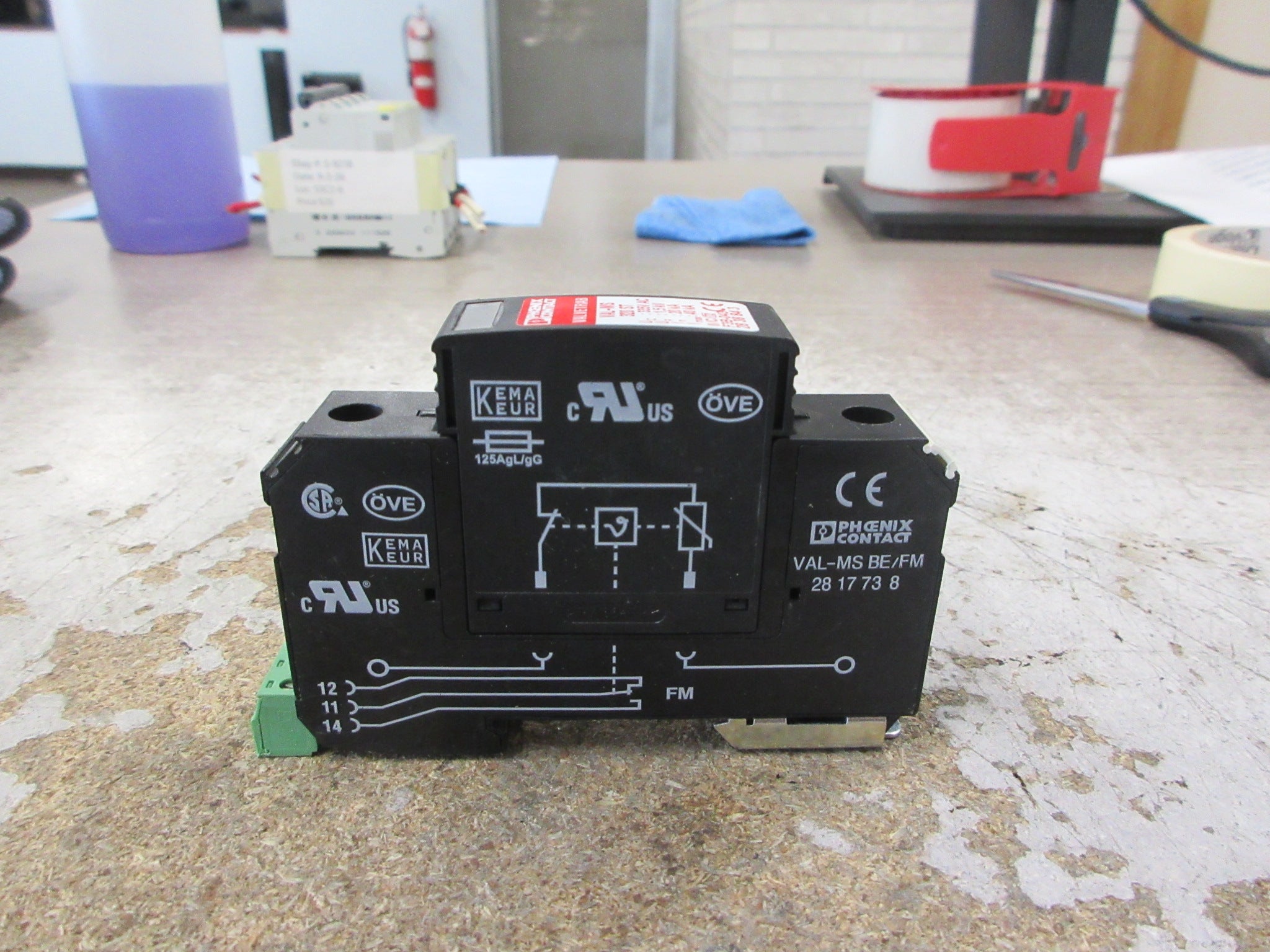 Phoenix Contact Valvetrab Surge Arrester 28 38 84 3 335VAC VAL-MS 320 ST Used