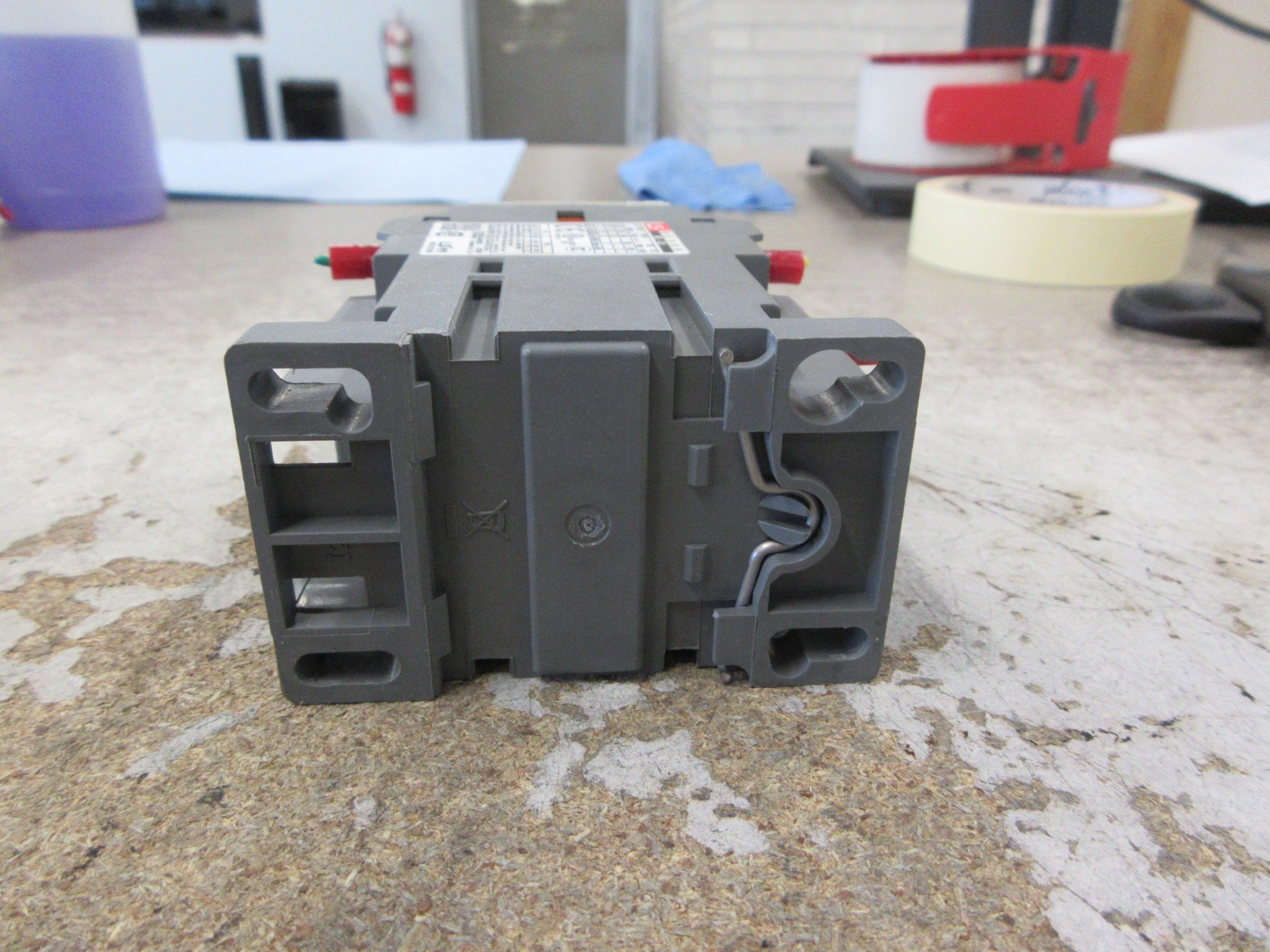 LS Metasol Contactor MC-12b 24VDC Coil 25A 600V Used